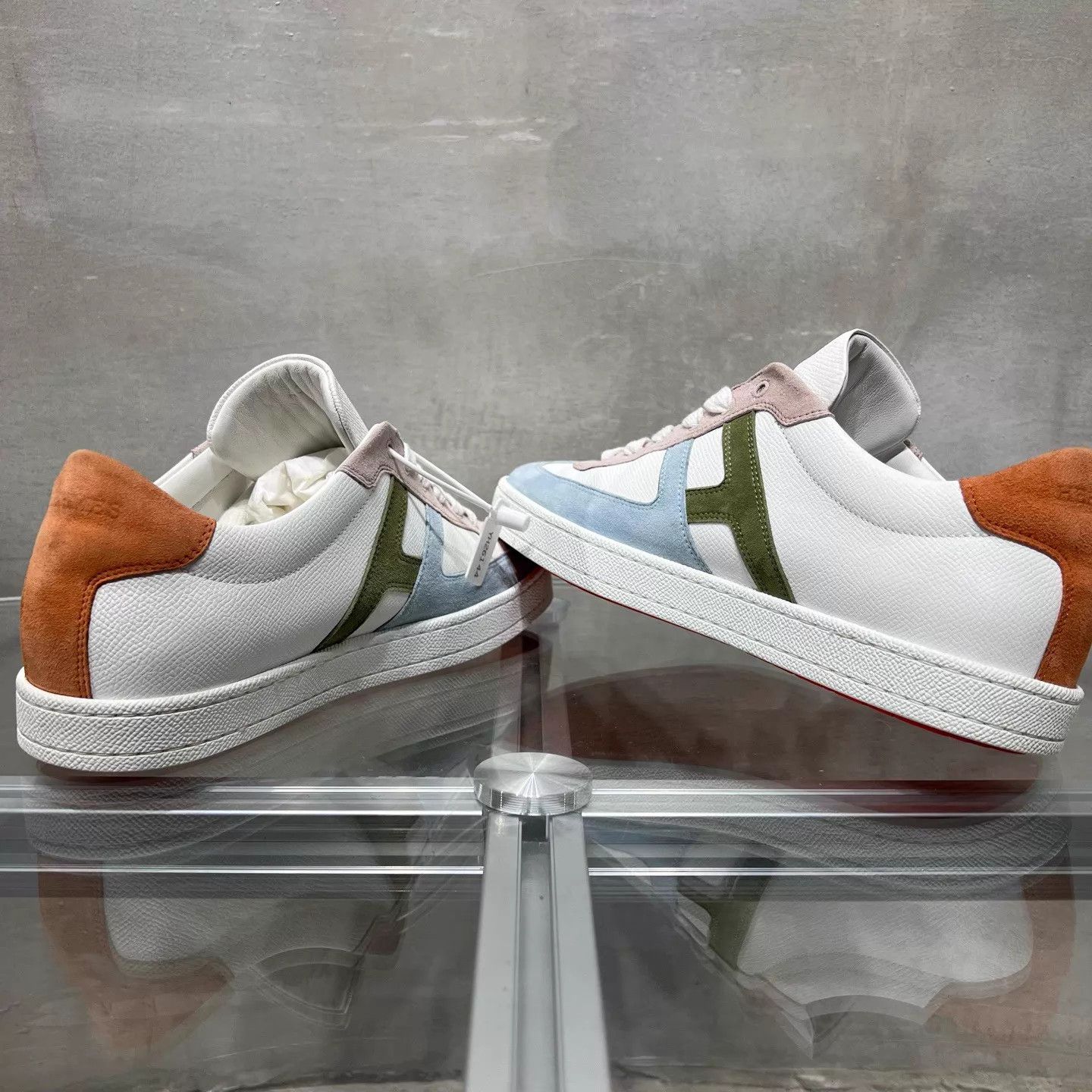 Hermes Hermes Boomerang White Green Trainer 40 Original Box Size US 9.5 / IT 39.5 - 5 Thumbnail