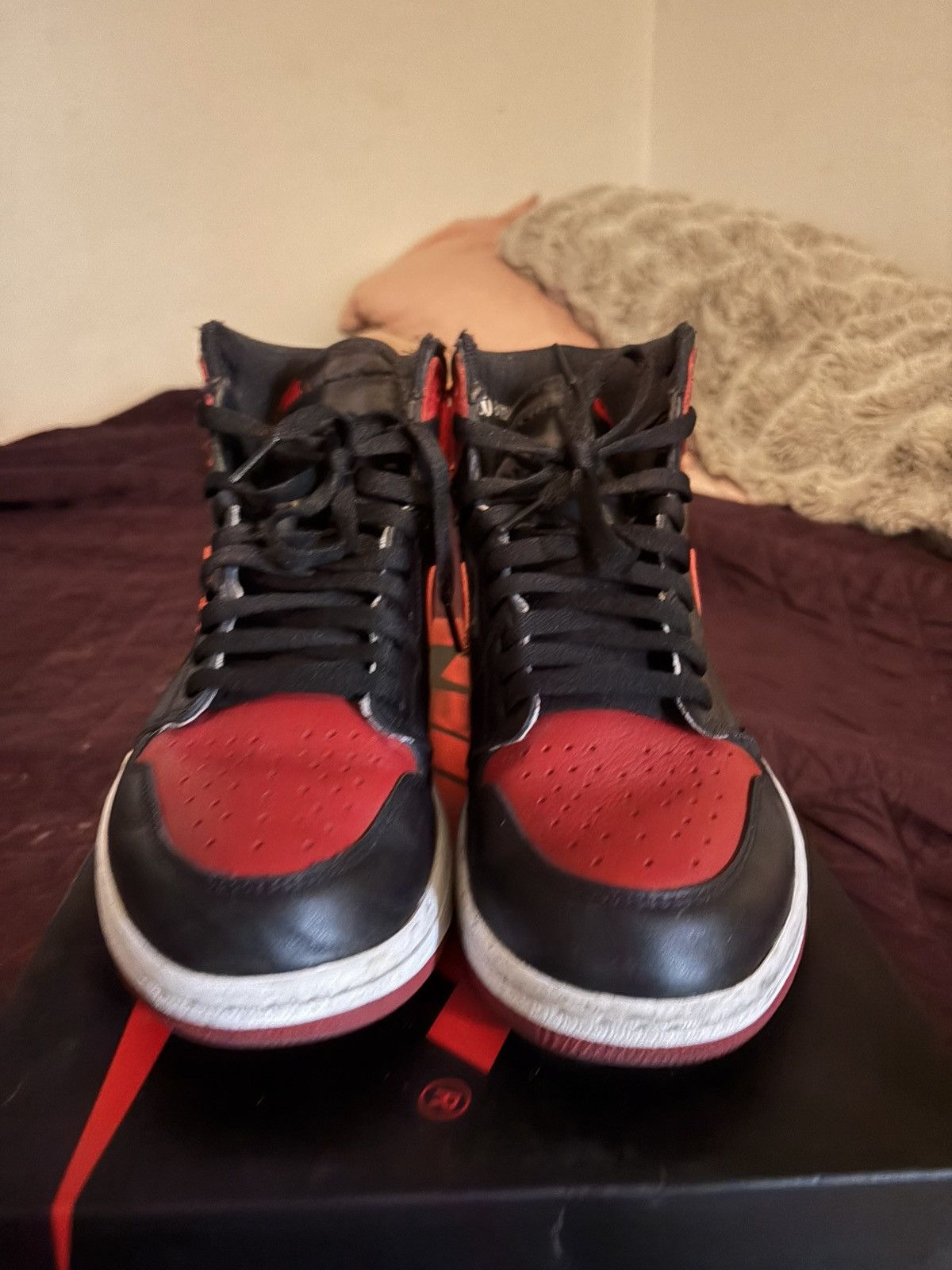 Jordan Brand Jordan 1 Bred Size US 10 / EU 43 - 5 Thumbnail