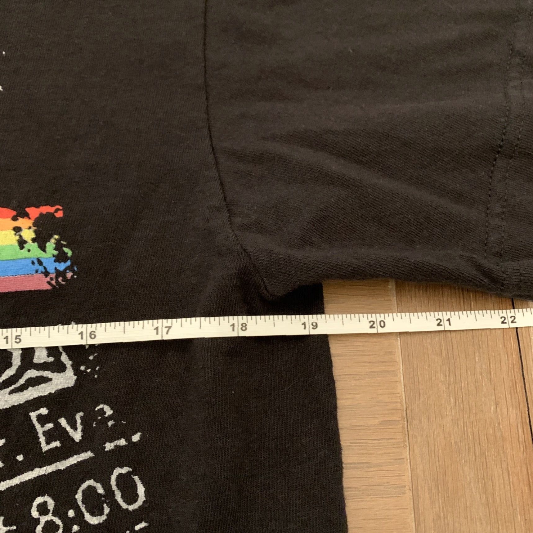 Vintage VINTAGE Pink Floyd Graphic Tee T-Shirt Mens Medium Black 2011 Rock Concert Size US M / EU 48-50 / 2 - 4 Thumbnail