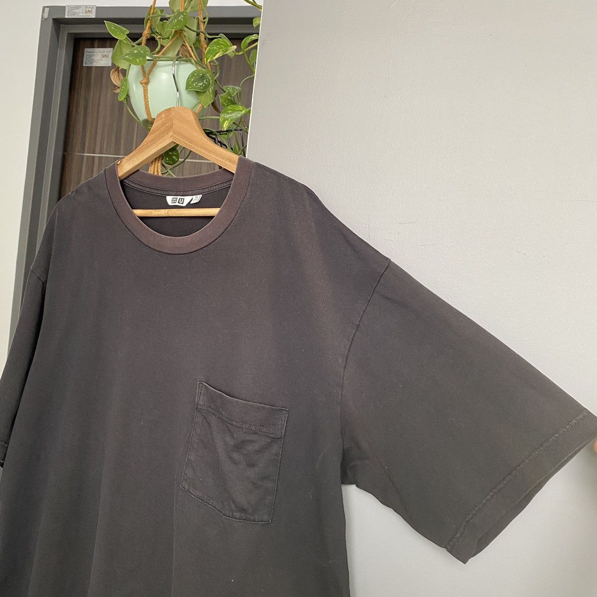Lemaire × Uniqlo Thrashed Faded Lemaire x Uniqlo Pocket ERD GRUNGE PLAIN TEE Size US XXL / EU 58 / 5 - 2 Thumbnail