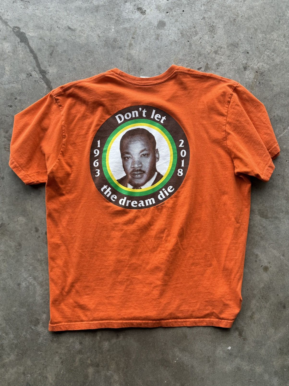 Supreme 2018 “Dont Let the Dream Die” MLK Tee Size US XL / EU 56 / 4 - 3 Thumbnail