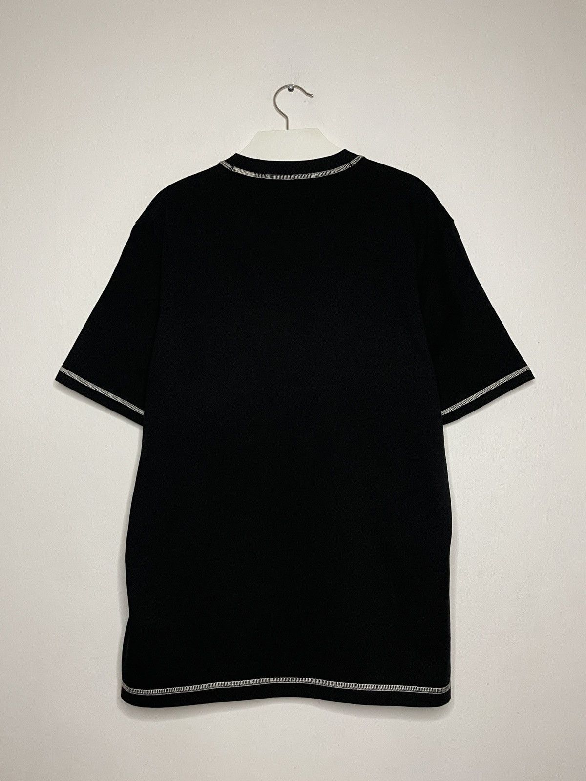 JW Anderson × Uniqlo J.W.Anderson x Uniqlo Peter Rabbit T-Shirt Size US M / EU 48-50 / 2 - 2 Thumbnail
