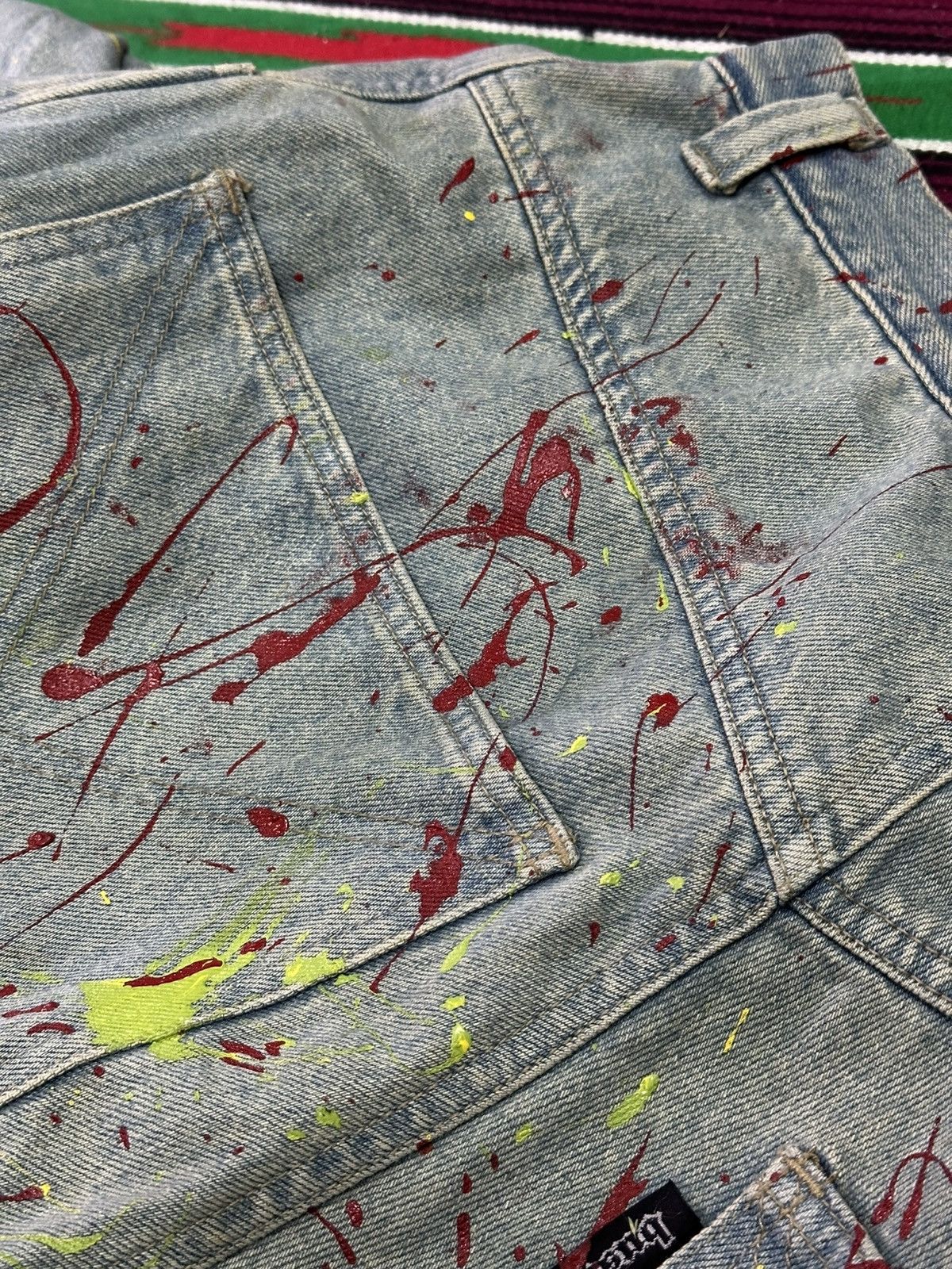 JNCO Busy boys baggy art paint . Size US 34 / EU 50 - 9 Thumbnail
