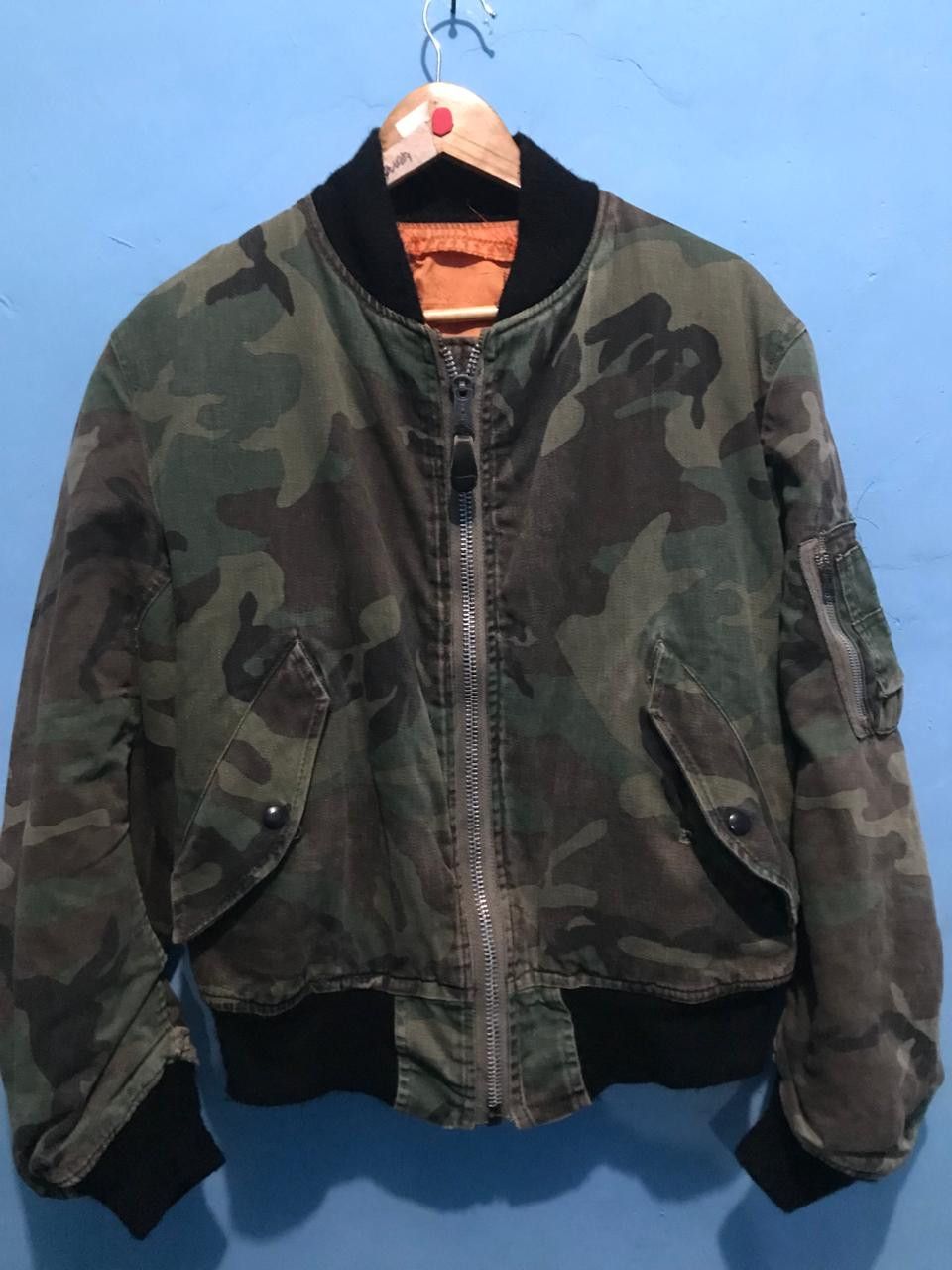Alpha Industries Camo Bomber | Grailed