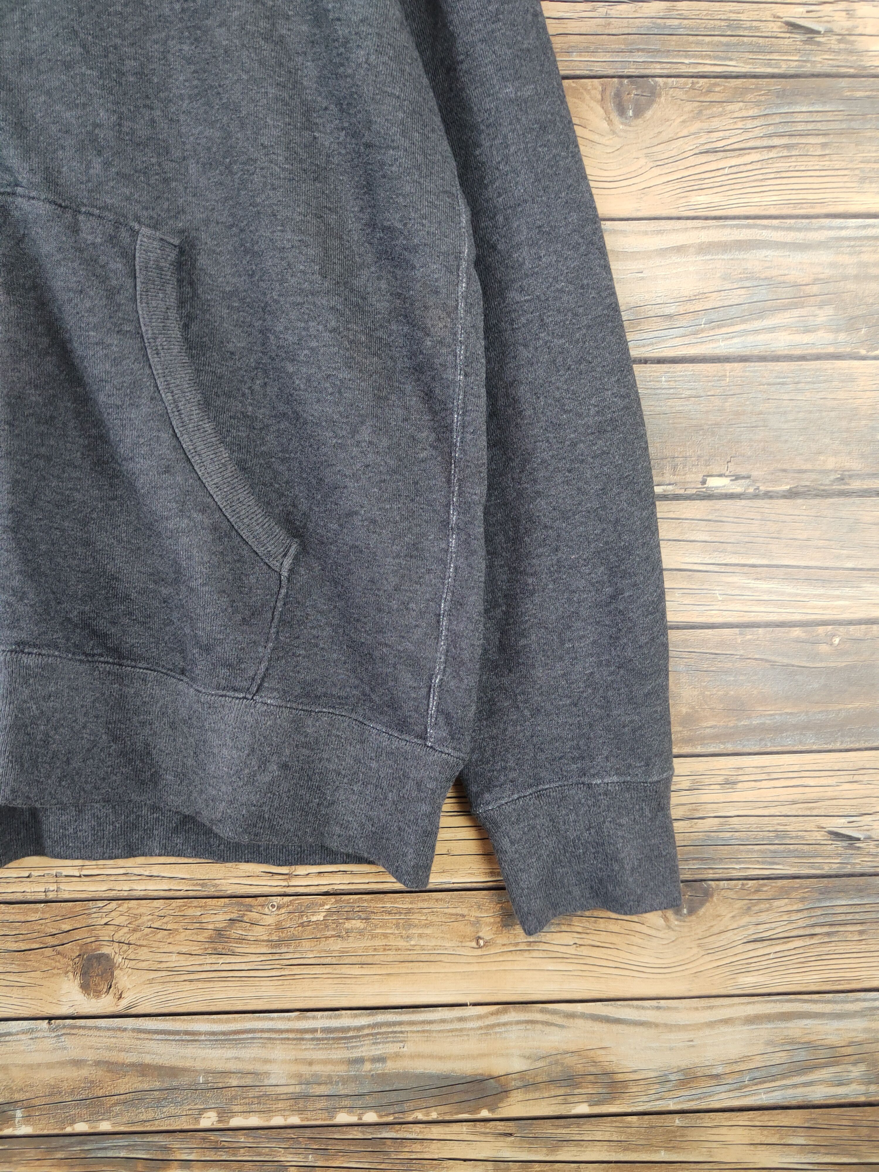 Japanese Brand × Vintage Uniqlo japan vintage Black Hoodie Sweaters #W959 Size US L / EU 52-54 / 3 - 6 Thumbnail