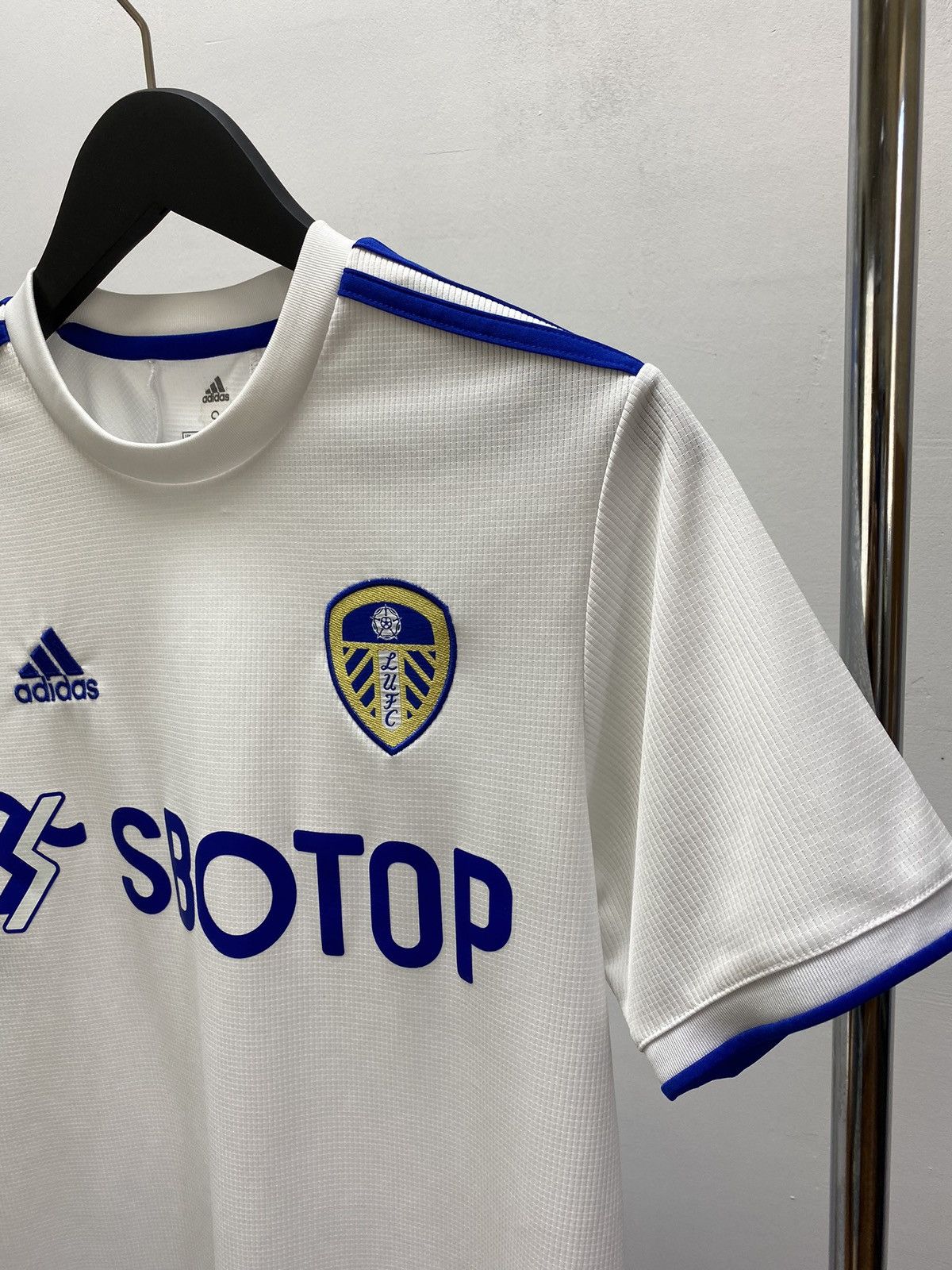 Adidas Adidas Leeds United Football Home Jersey 2020 2021 Football Size US S / EU 44-46 / 1 - 7 Thumbnail