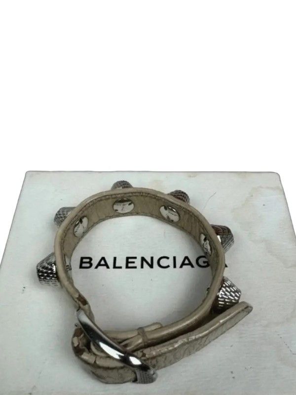 Balenciaga Balenciaga Beige Leather Giant Stud Arena Bracelet Size ONE SIZE - 2 Thumbnail