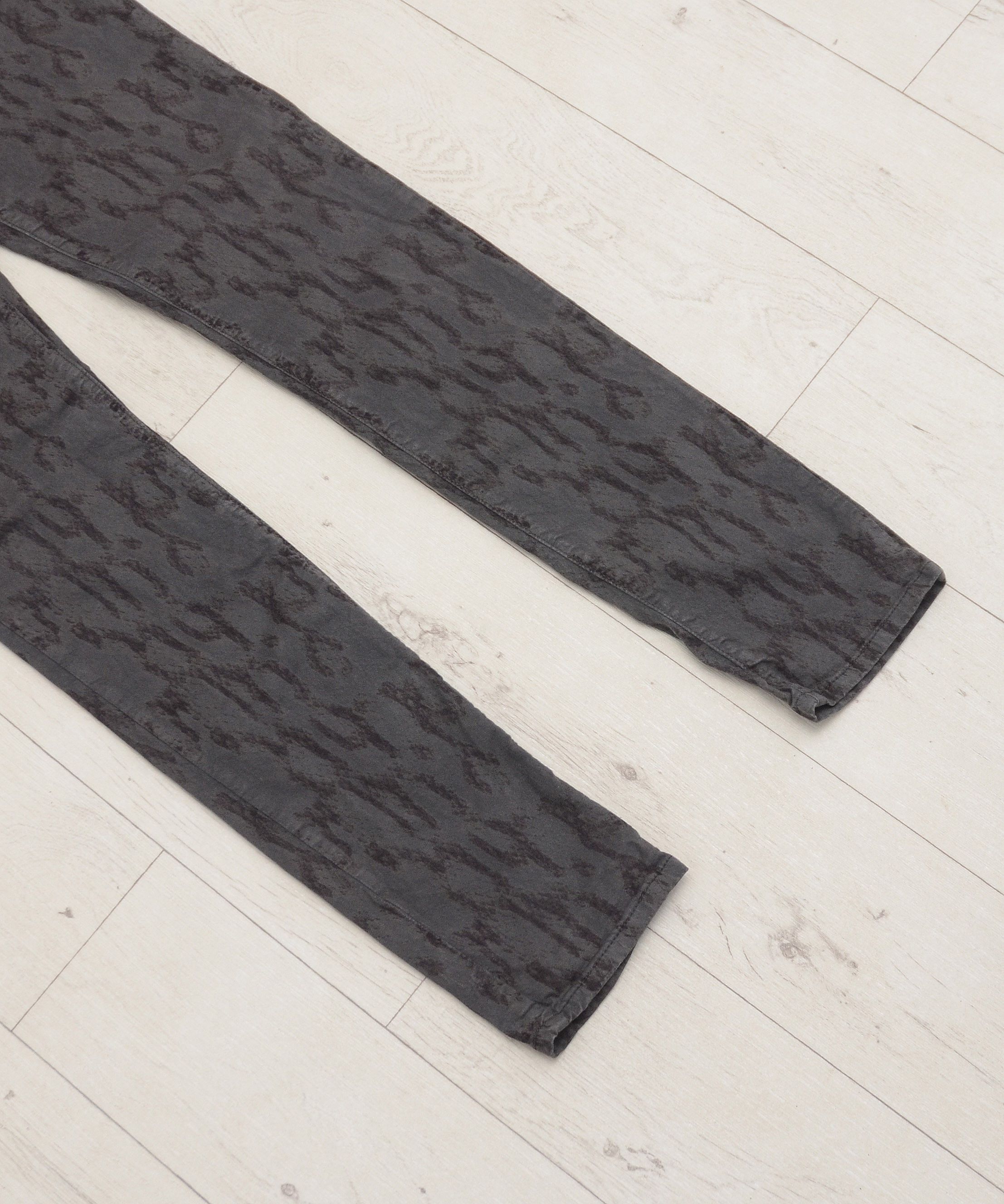 Armani × Emporio Armani × Vintage Armani Jeans Snake Print Denim Skinny Slim Y2K Womenswear Size 27" / US 4 / IT 40 - 3 Thumbnail
