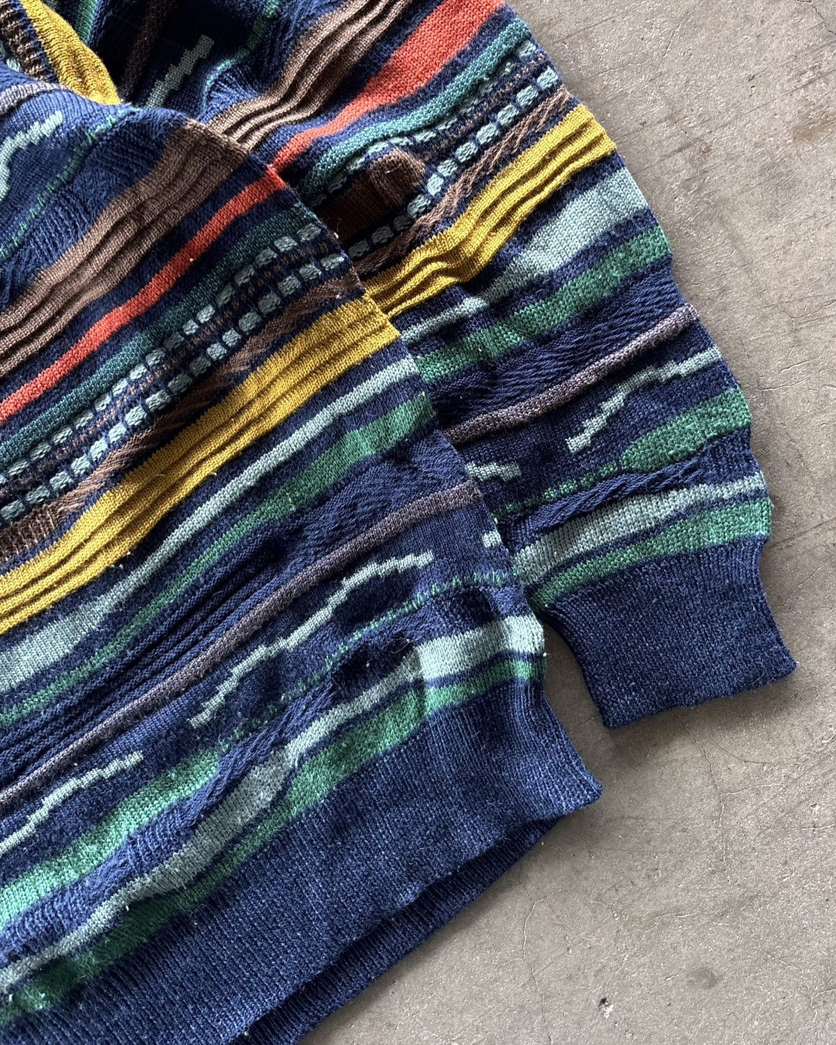Japanese Brand Coogi Style Stravin 3d Knitted Size US XL / EU 56 / 4 - 3 Thumbnail