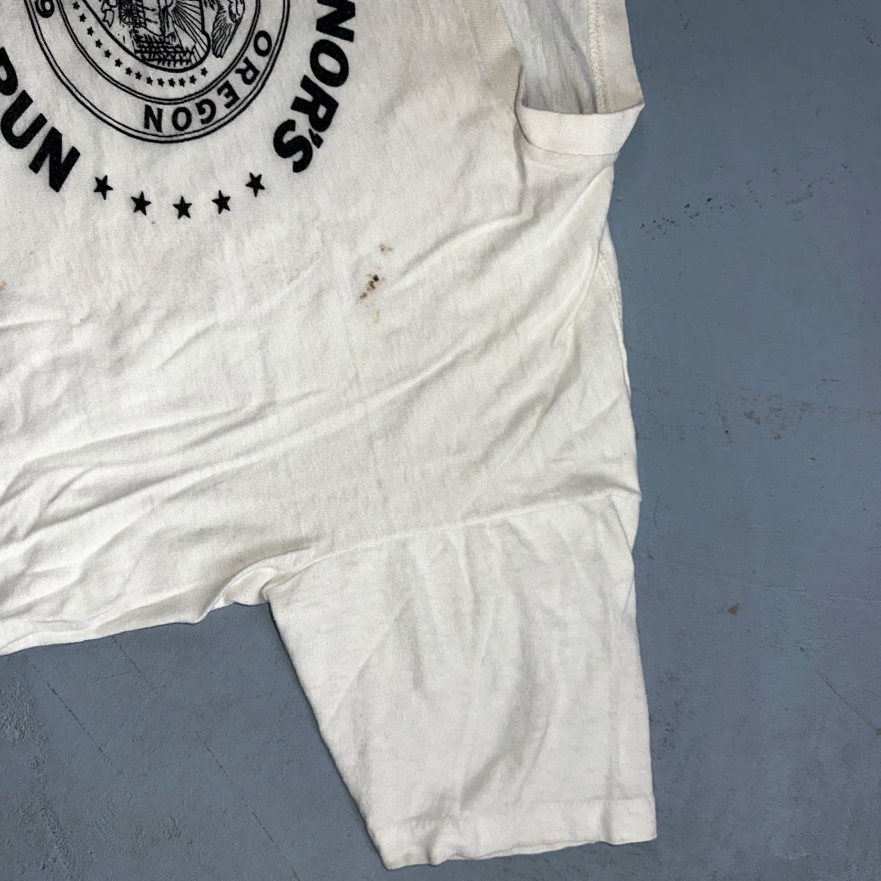 Champion VINTAGE Champion T-Shirt XL White Men Crew Neck Short Sleeve 80s 90s Bar Size US XL / EU 56 / 4 - 5 Thumbnail