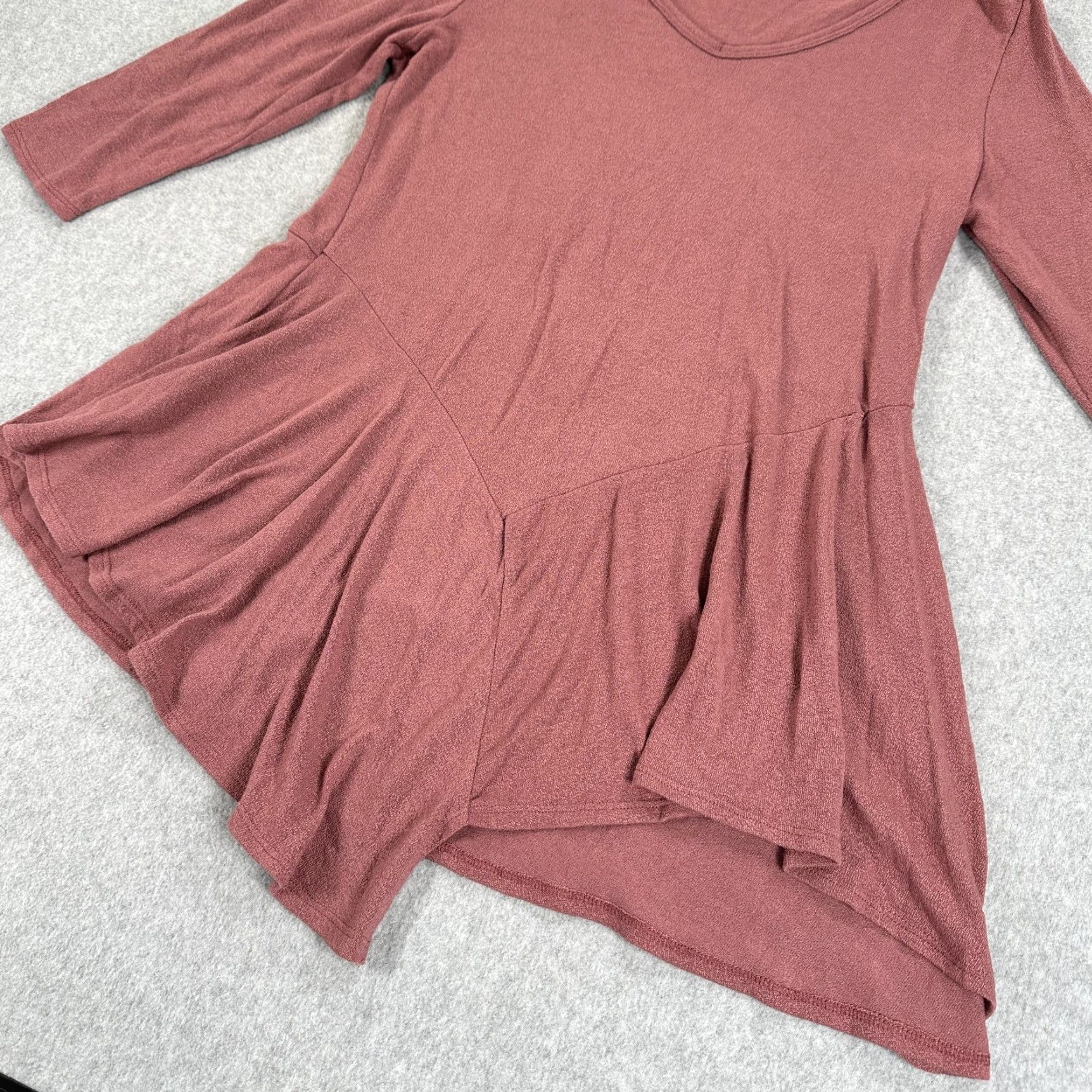 Soft Surroundings Soft Surroundings Tunic Top Blouse Womens Medium Pink 3/4 Sleeve Scoop Neck Relaxed Fit Asymmetrical Handkerchief Hem Dusty Rose Vintage No Size M / US 6-8 / IT 42-44 - 3 Thumbnail