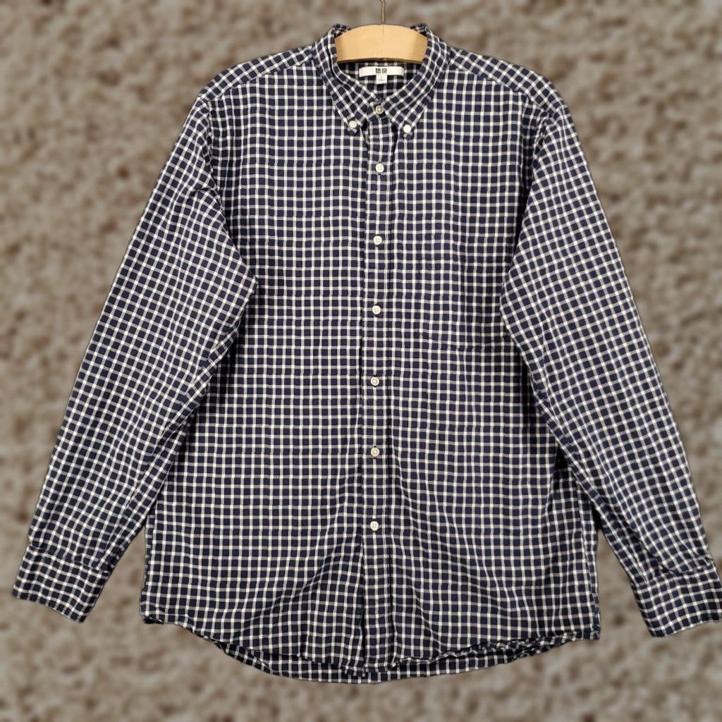 Uniqlo Uniqlo Shirt Men Large Blue White Plaid Button-Up Long Sleeve Cotton Casual Business Size US L / EU 52-54 / 3 - 1 Thumbnail