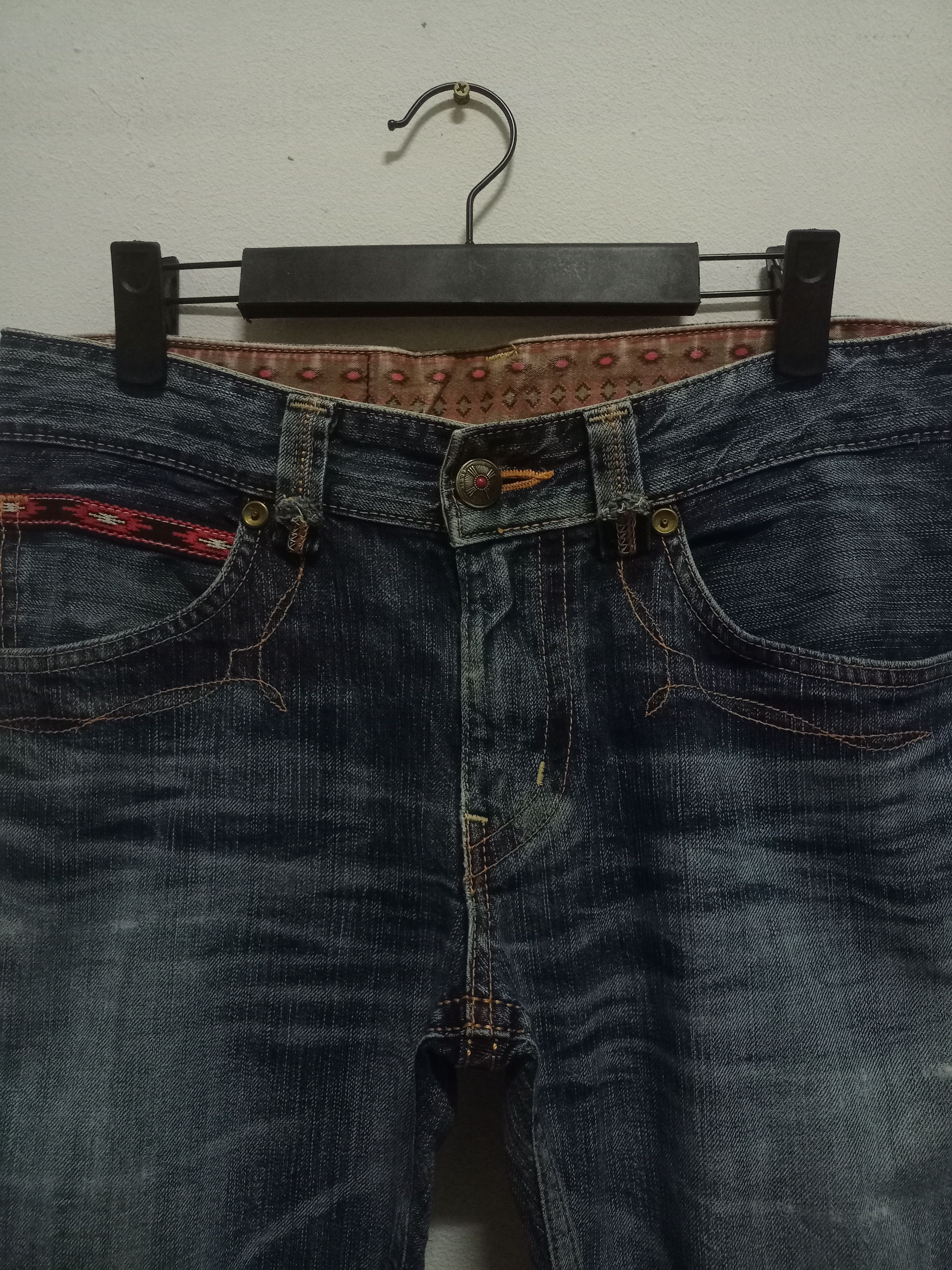Edwin × Japanese Brand Exclusive Vintage Edwin XV Blue Wash Distressed Jeans 31x30 Size US 31 - 4 Thumbnail