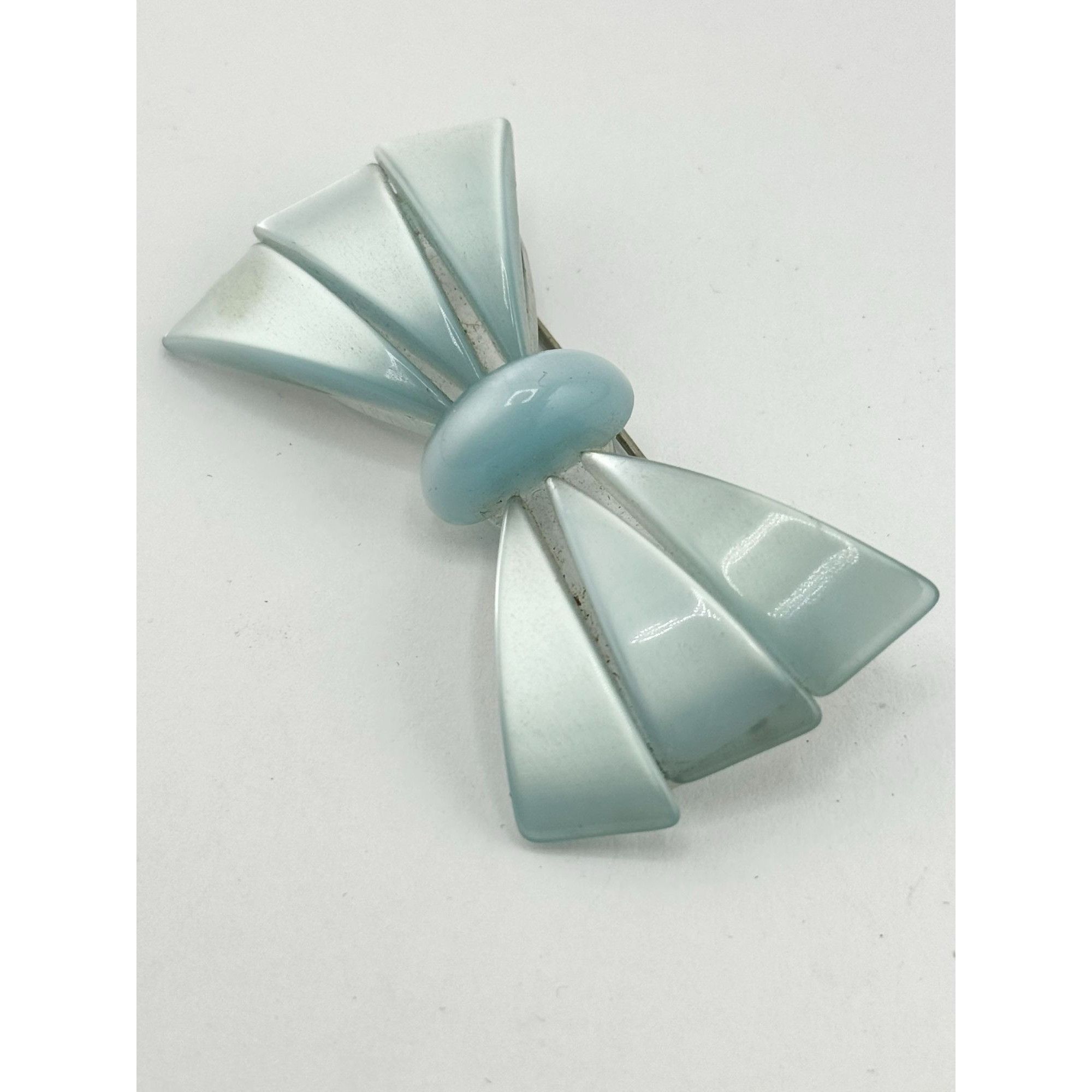 Vintage Vintage Blue Moonglow Lucite Bow Brooch Pin Size ONE SIZE - 3 Thumbnail
