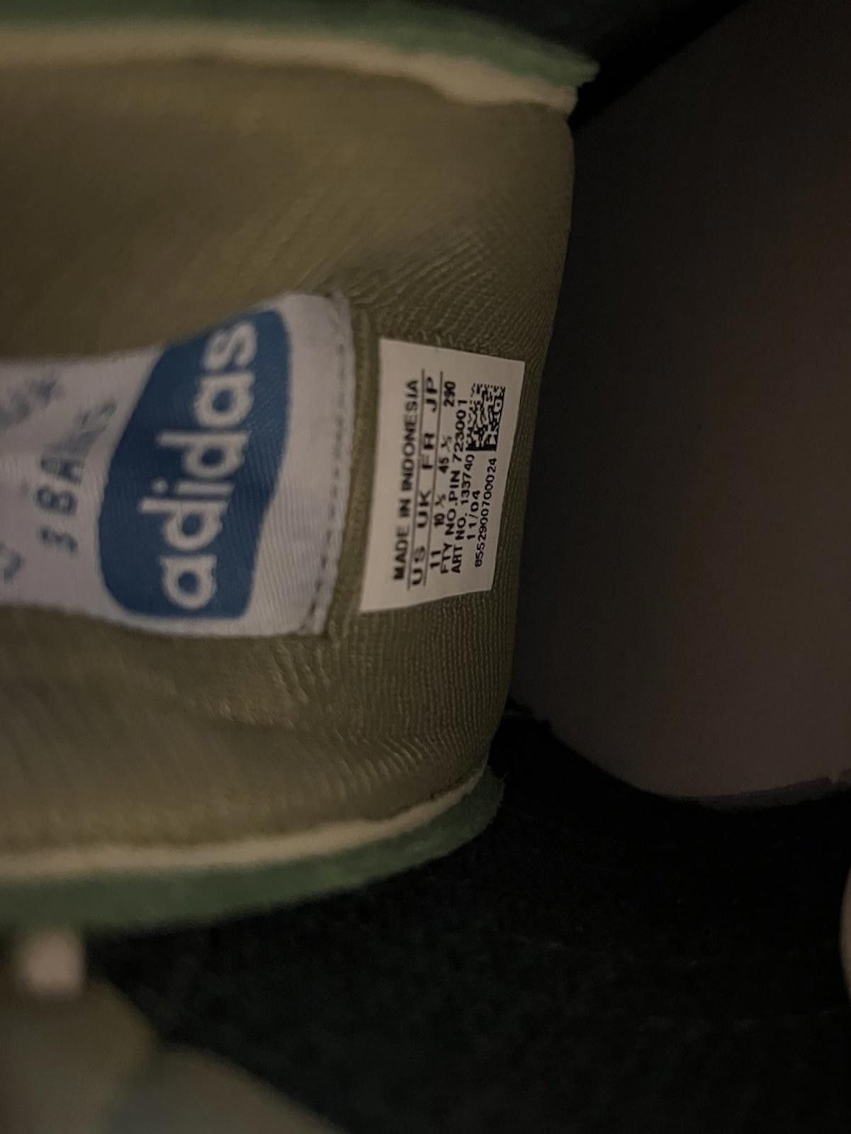 Adidas 2005 ADIDAS SUPERSTAR CONSORTIUM FOOTPATROL 133740 US11 Size US 11 / EU 44 - 3 Thumbnail