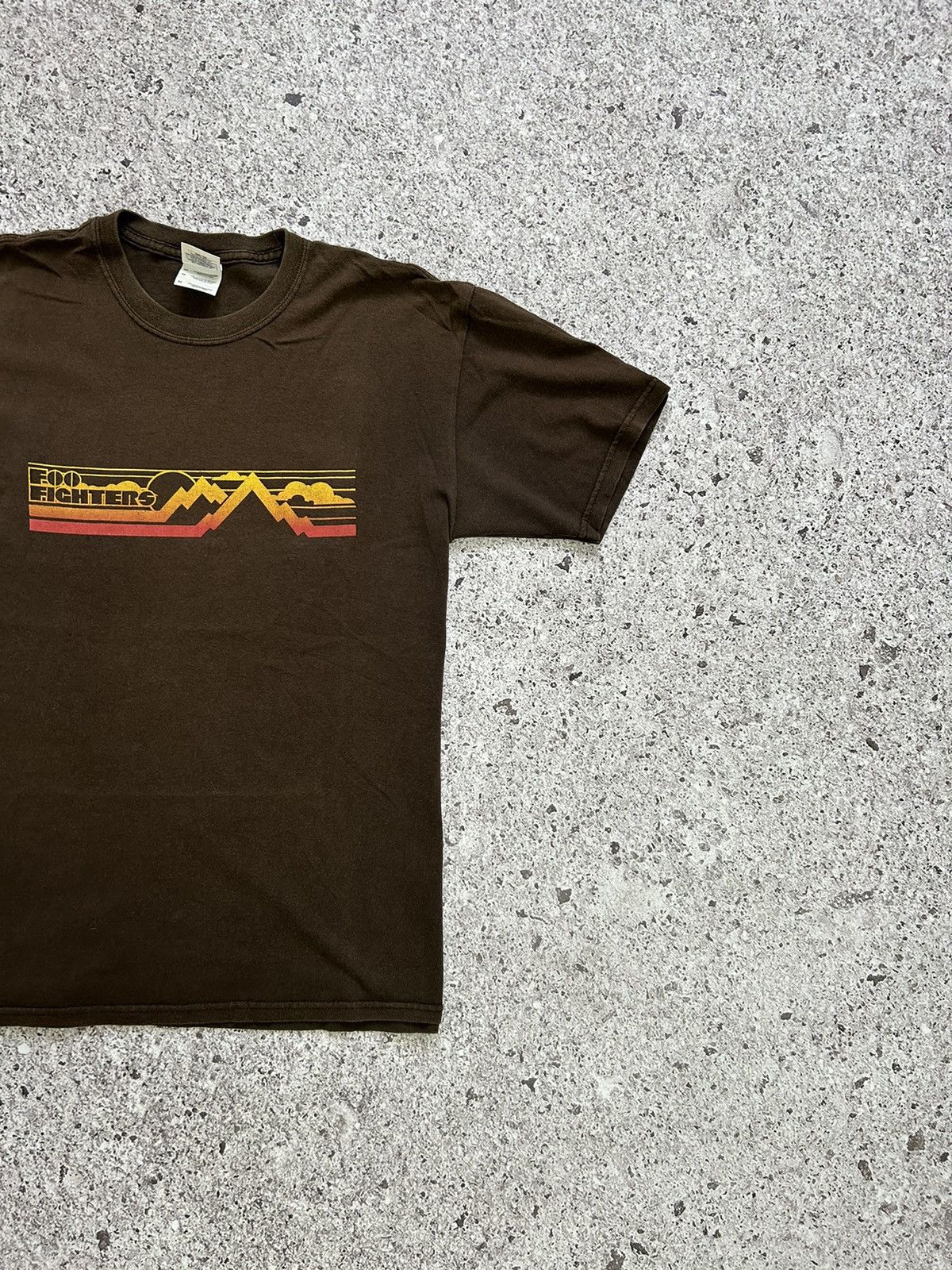 Band Tees × Vintage Vintage Rock Band Foo Fighters 00s T-shirt Size US M / EU 48-50 / 2 - 3 Thumbnail