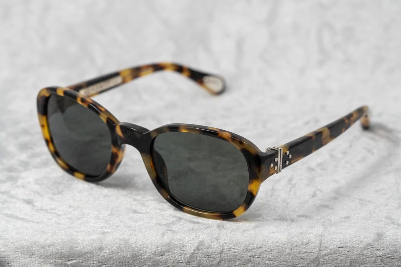 Ann Demeulemeester Ann Demeulemeester Sunglasses Oval Tortoise Shell and Grey Size ONE SIZE - 12 Thumbnail