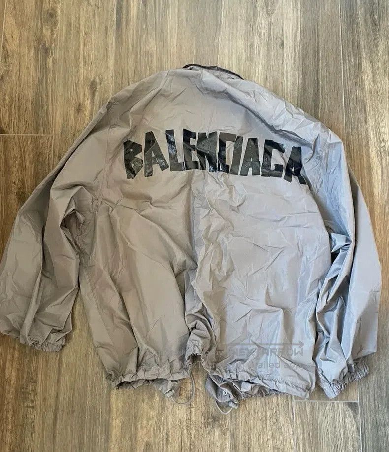 Balenciaga Balenciaga Tape windbreaker jacket, windproof and rainproo Size US L / EU 52-54 / 3 - 1 Thumbnail
