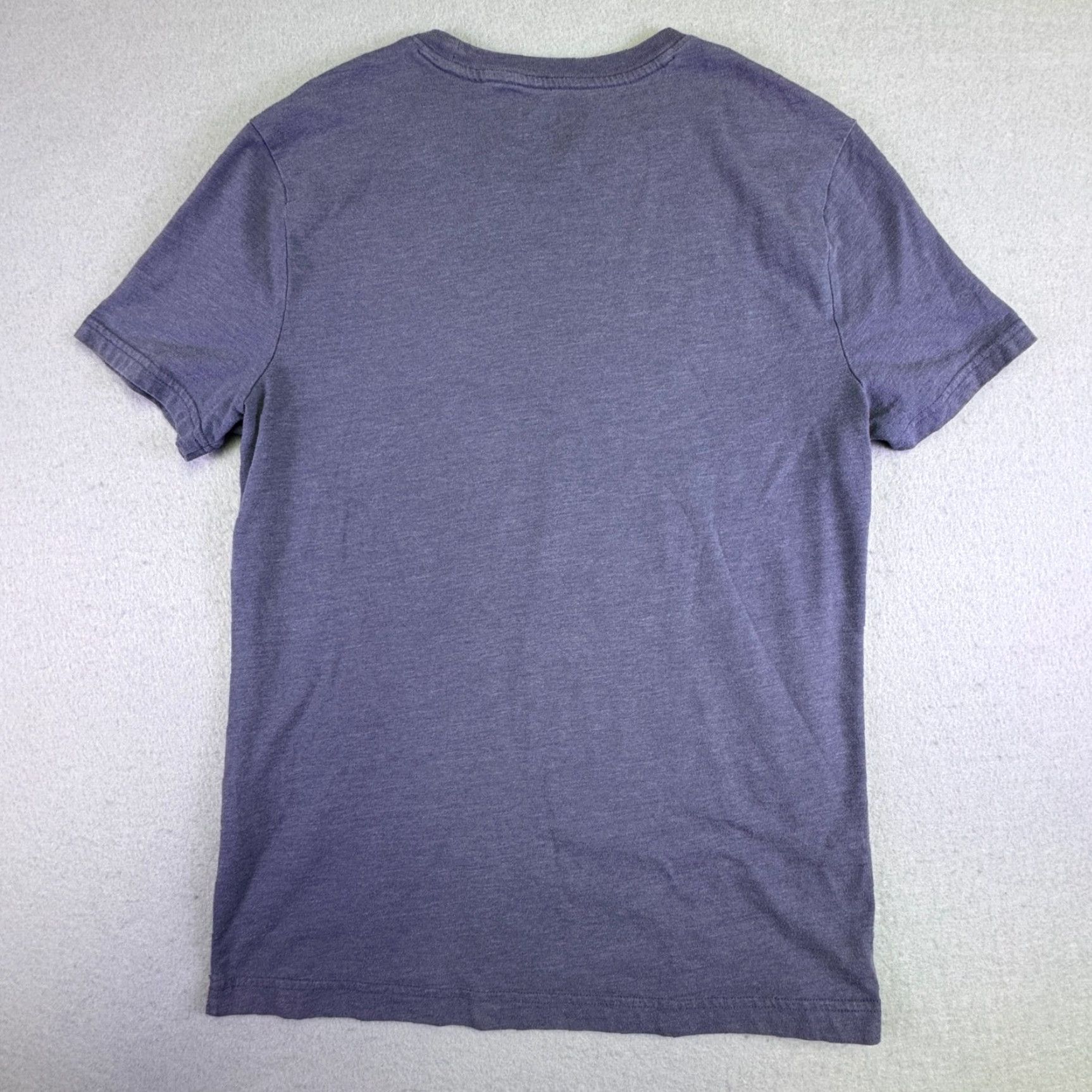 Banana Republic VINTAGE Banana Republic Shirt Men S Navy Blue Graphic T-Shirt Spring 78 Sun Boat Size US S / EU 44-46 / 1 - 7 Thumbnail