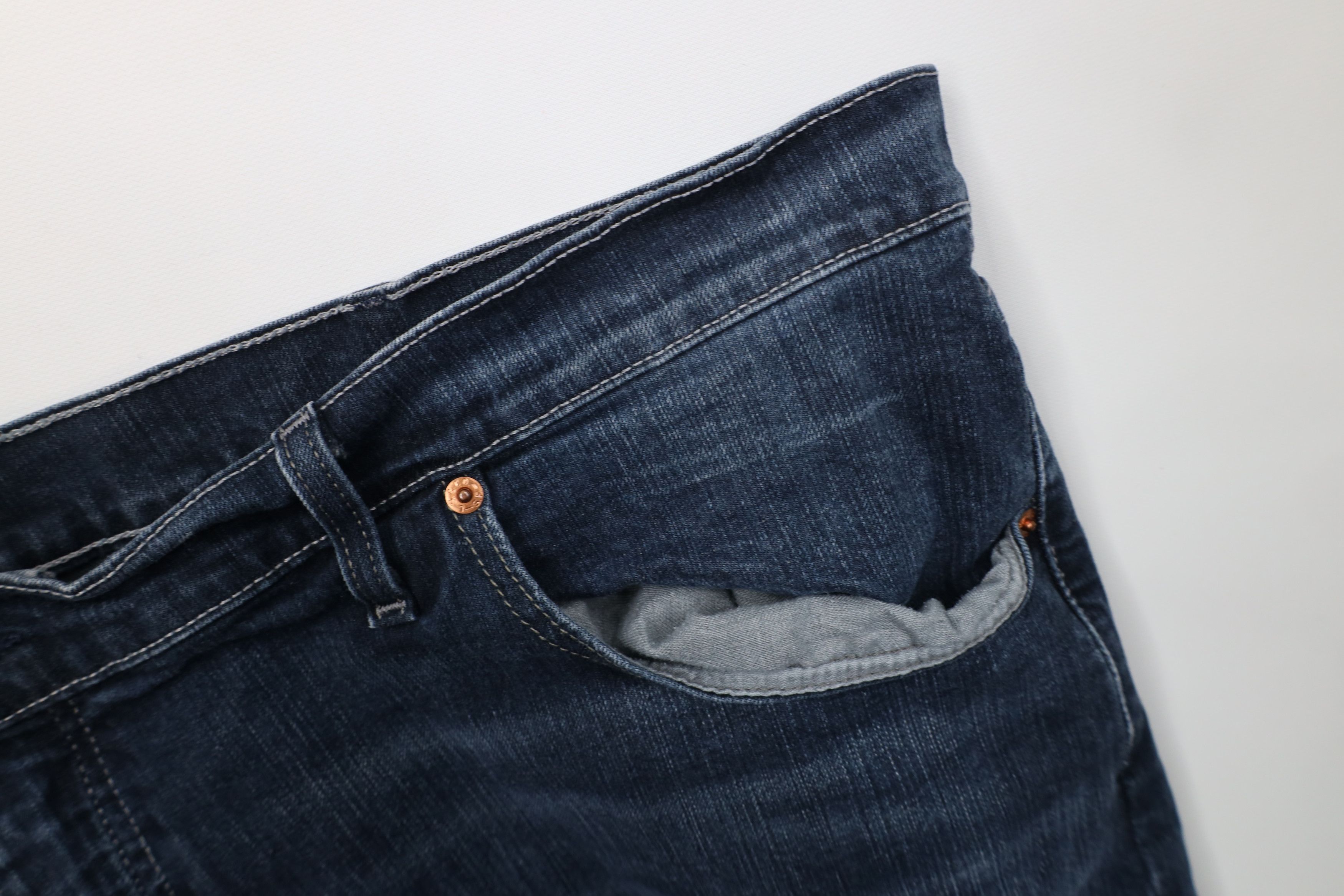 Levi's Vintage Y2K Levis 559 Relaxed Straight Wide Leg Denim Jeans Size US 44 / EU 60 - 8 Thumbnail