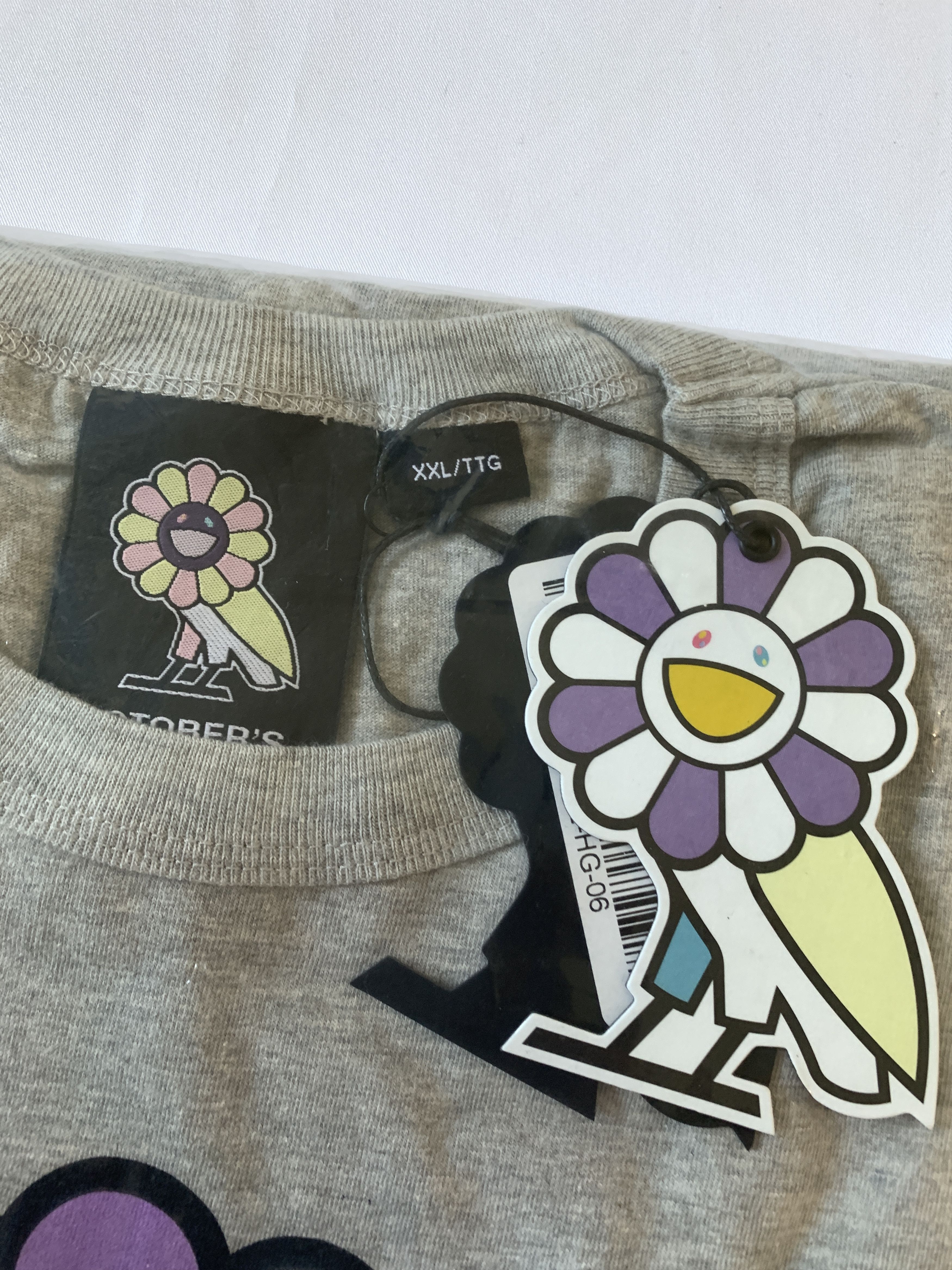 Drake OVO X TAKASHI MURAKAMI T-SHIRT TEE BRAND NEW Size US XXL / EU 58 / 5 - 5 Thumbnail