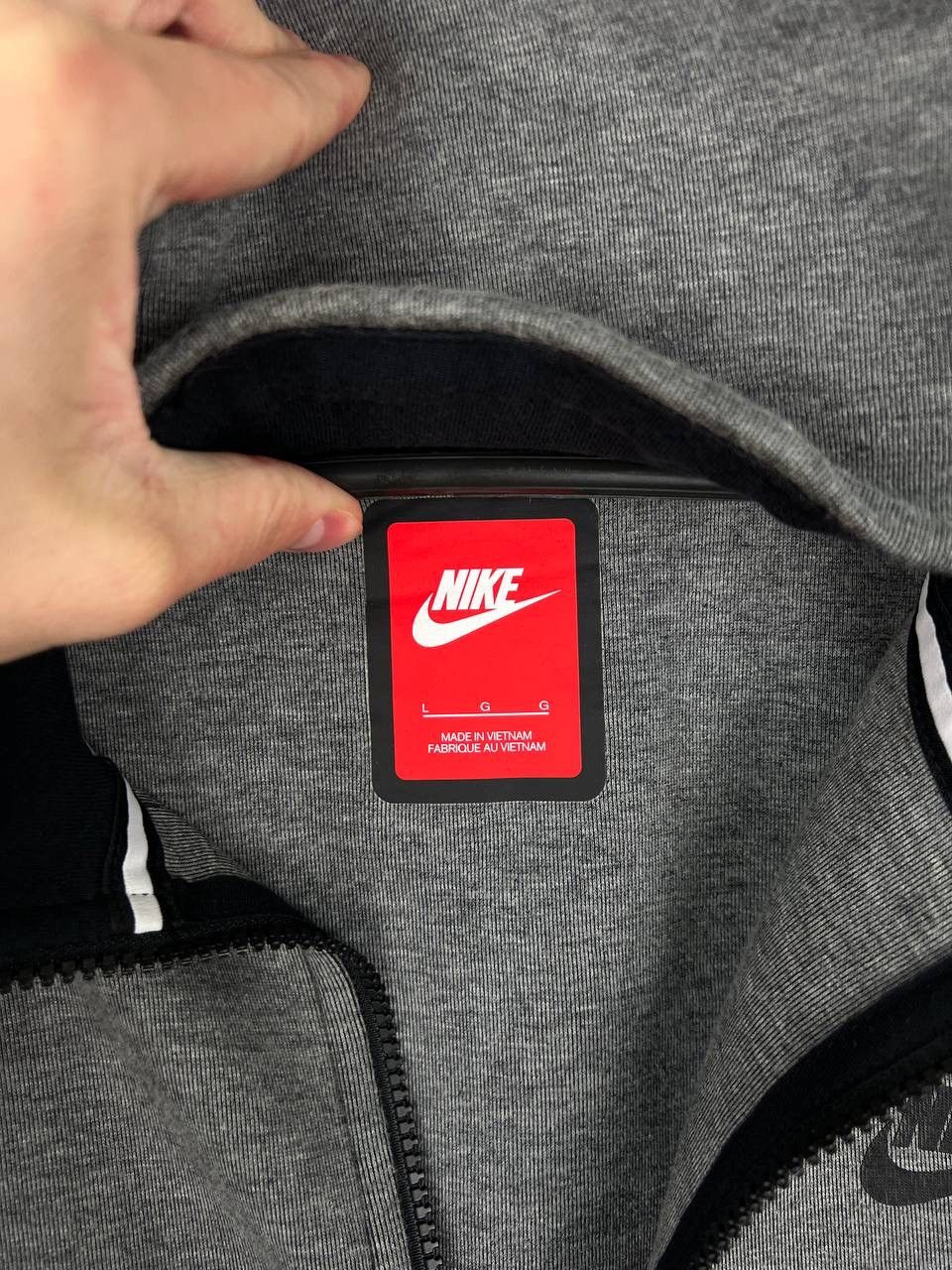 Nike Nike Tech Fleece streetwear zip hoodie size L Size US L / EU 52-54 / 3 - 3 Thumbnail
