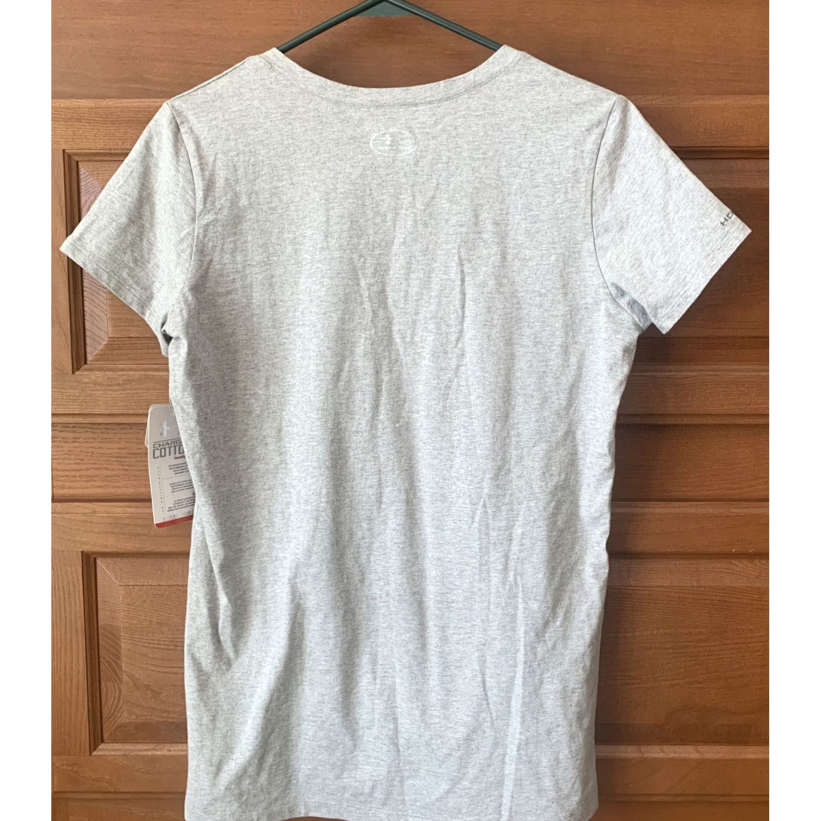Under Armour Under Armour Women UA Heatgear V-Neck T-Shirt Grey Medium NWT Logo Short Sleeve Gym Training 100% Cotton Size M / US 6-8 / IT 42-44 - 6 Thumbnail