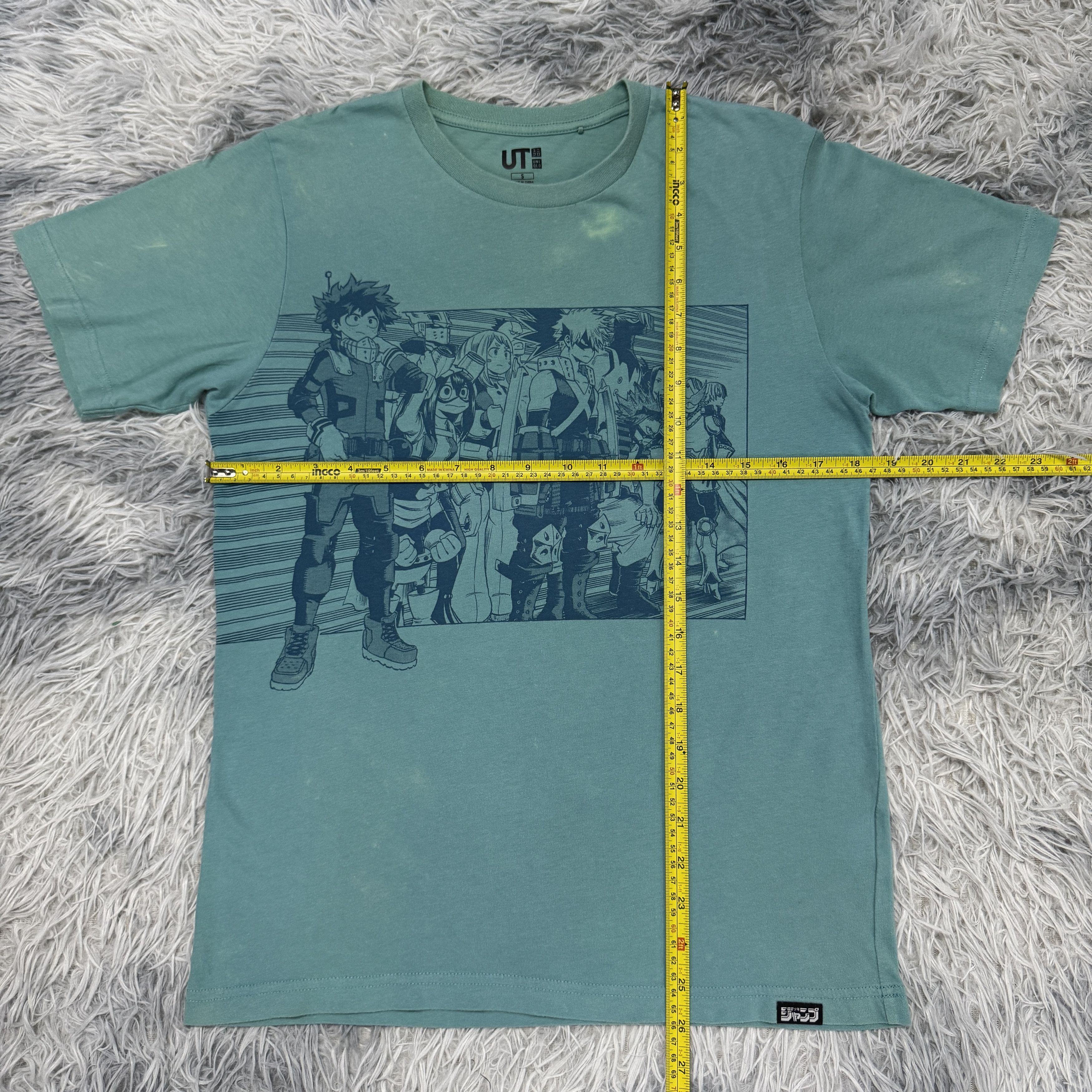Uniqlo Sunfaded Uniqlo UT My Hero Academia Group Tshirt Size US S / EU 44-46 / 1 - 11 Thumbnail