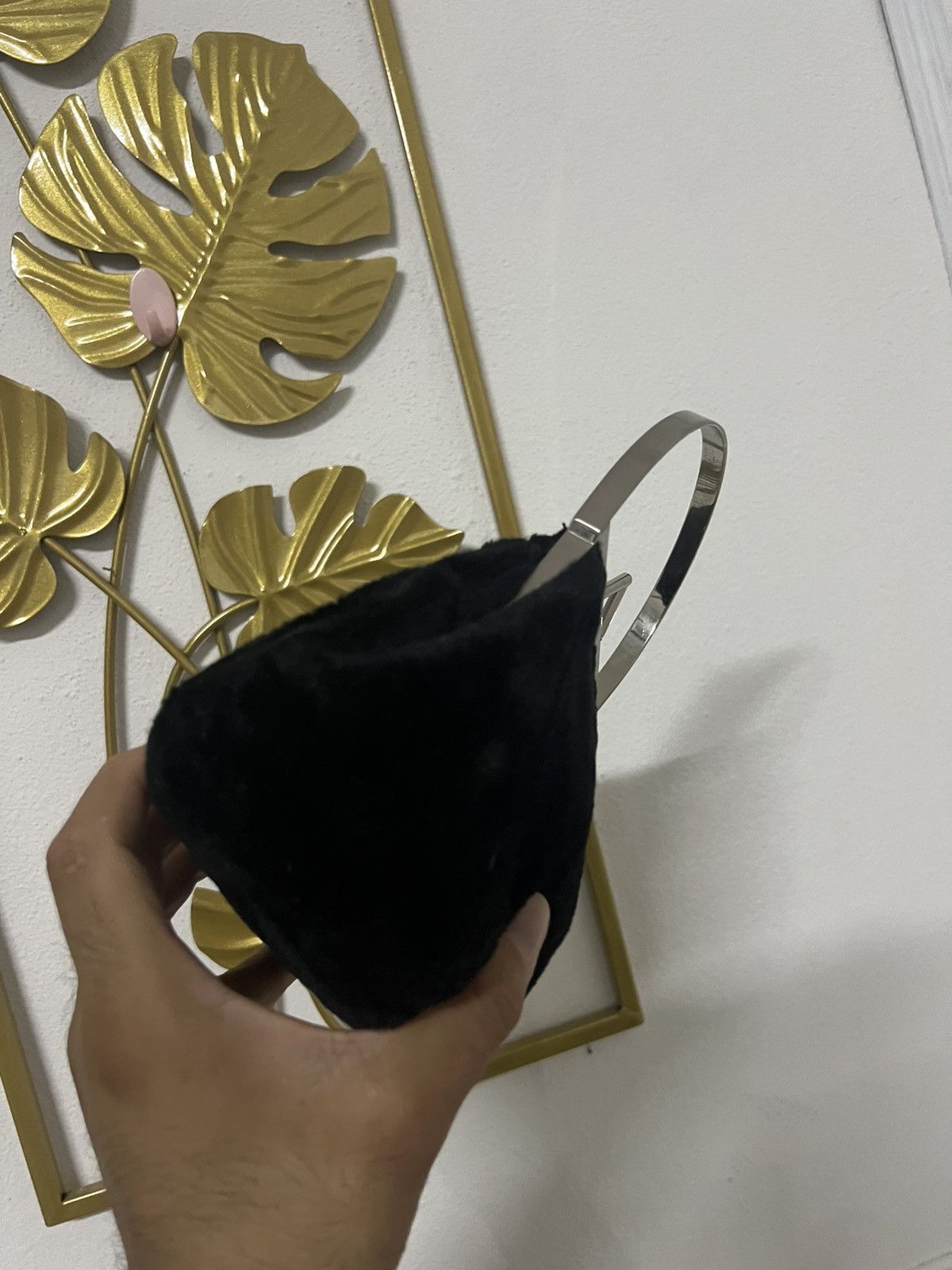 DKNY × Designer DKNY BLACK PURSE FAUX FUR SHOULDER BAG Size ONE SIZE - 6 Thumbnail
