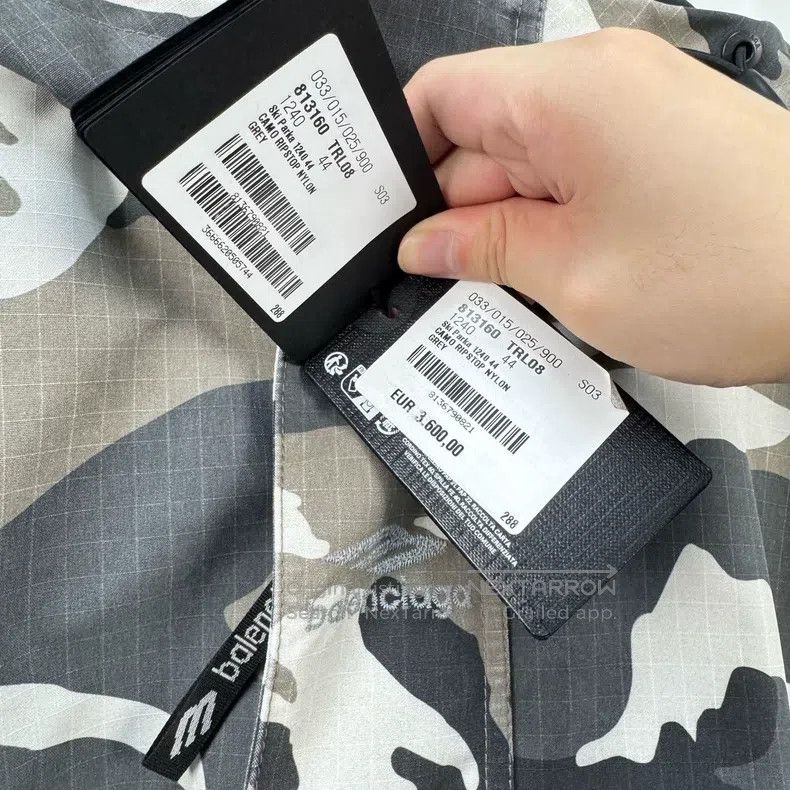 Balenciaga Balenciaga Printed Letter Snow Camo Jacket Size US S / EU 44-46 / 1 - 6 Thumbnail
