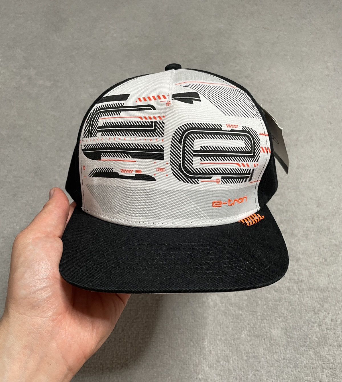 Audi Vintage Retro White Black Cap Hat Snapback Audi E-Tron New Size ONE SIZE - 1 Thumbnail