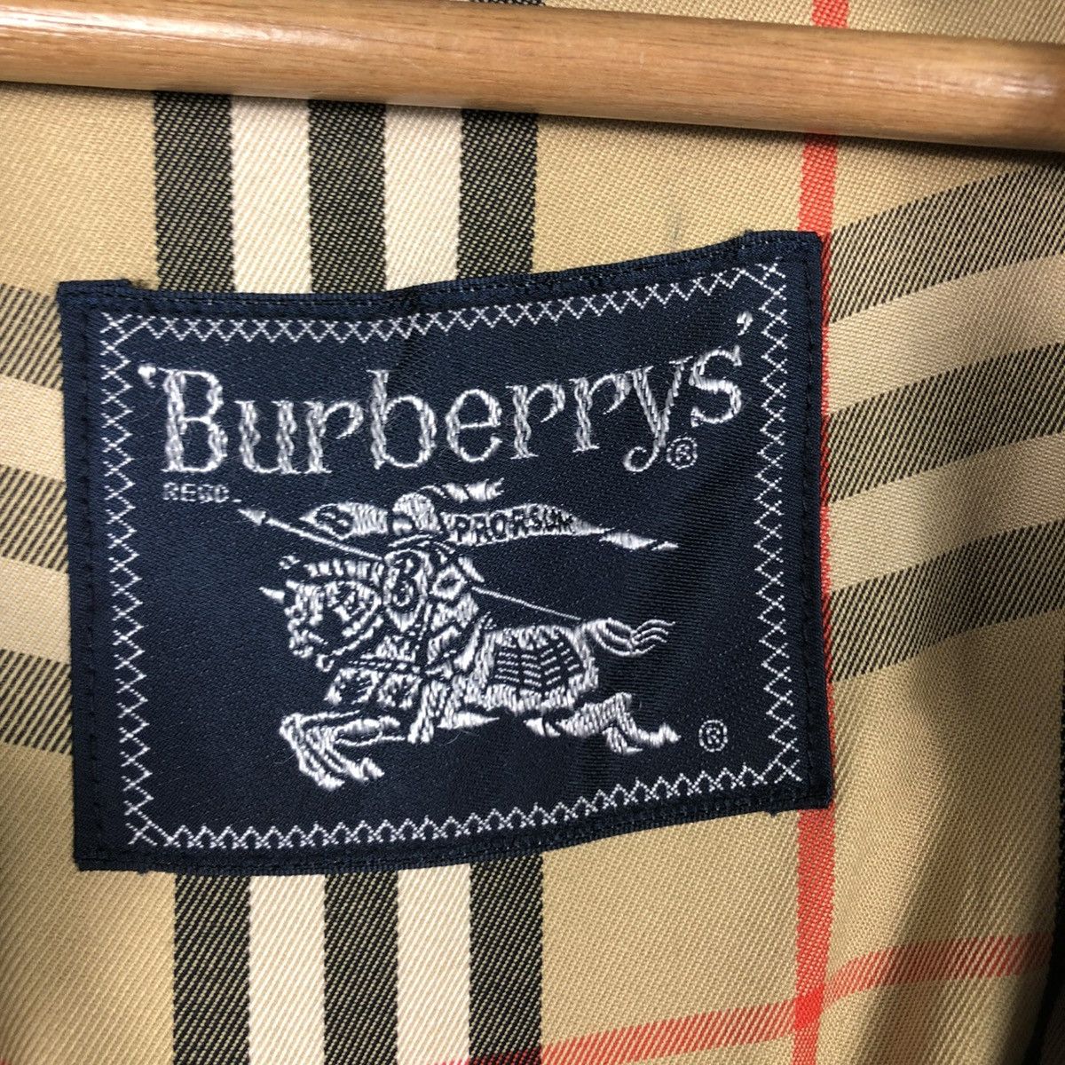 Burberry × Vintage 🔥VINTAGE LONG JACKET BURBERRYS NOVA CHECK BLANKET Size US M / EU 48-50 / 2 - 17 Thumbnail