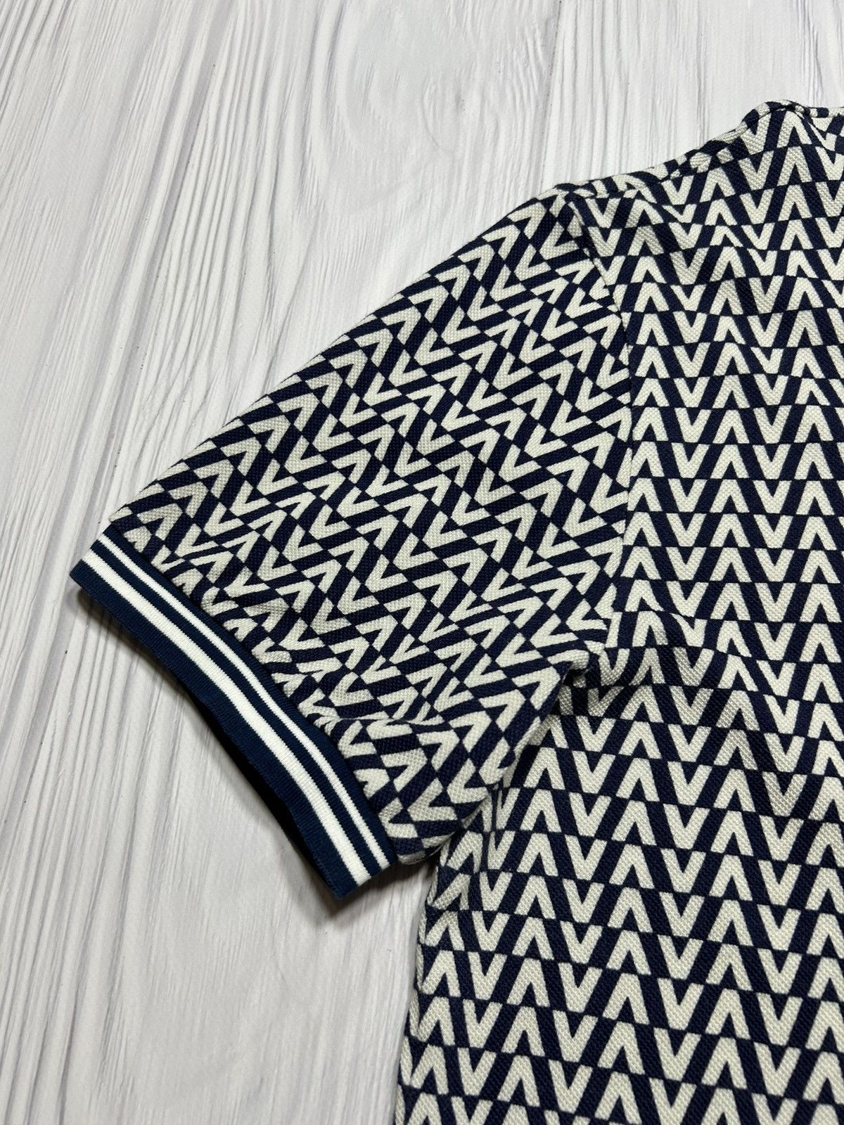 Valentino Valentino Stripe Trimmed Logo Polo Size XL Size US XL / EU 56 / 4 - 5 Thumbnail