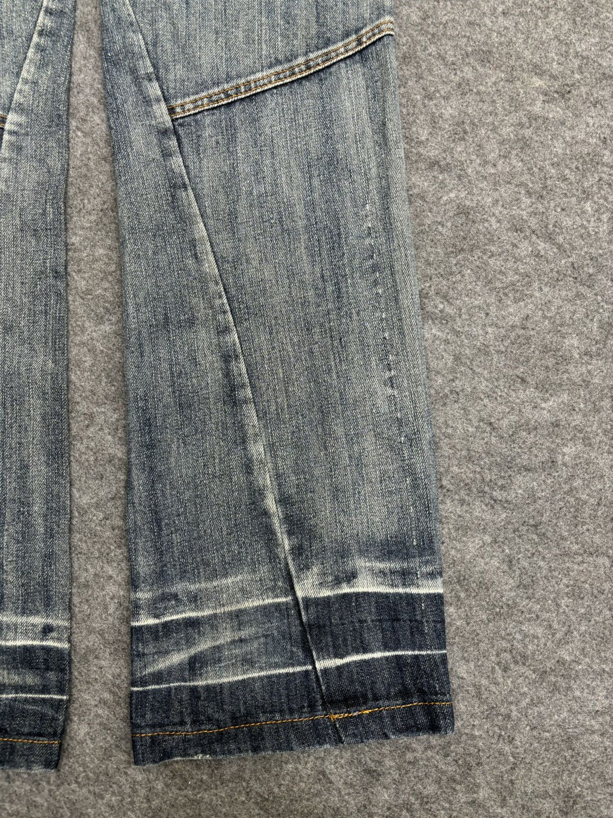 Seditionaries 💥Twsted Leg Double Waist💥Very Rare C.ien Zipper Denim F484 Size US 31 - 17 Thumbnail