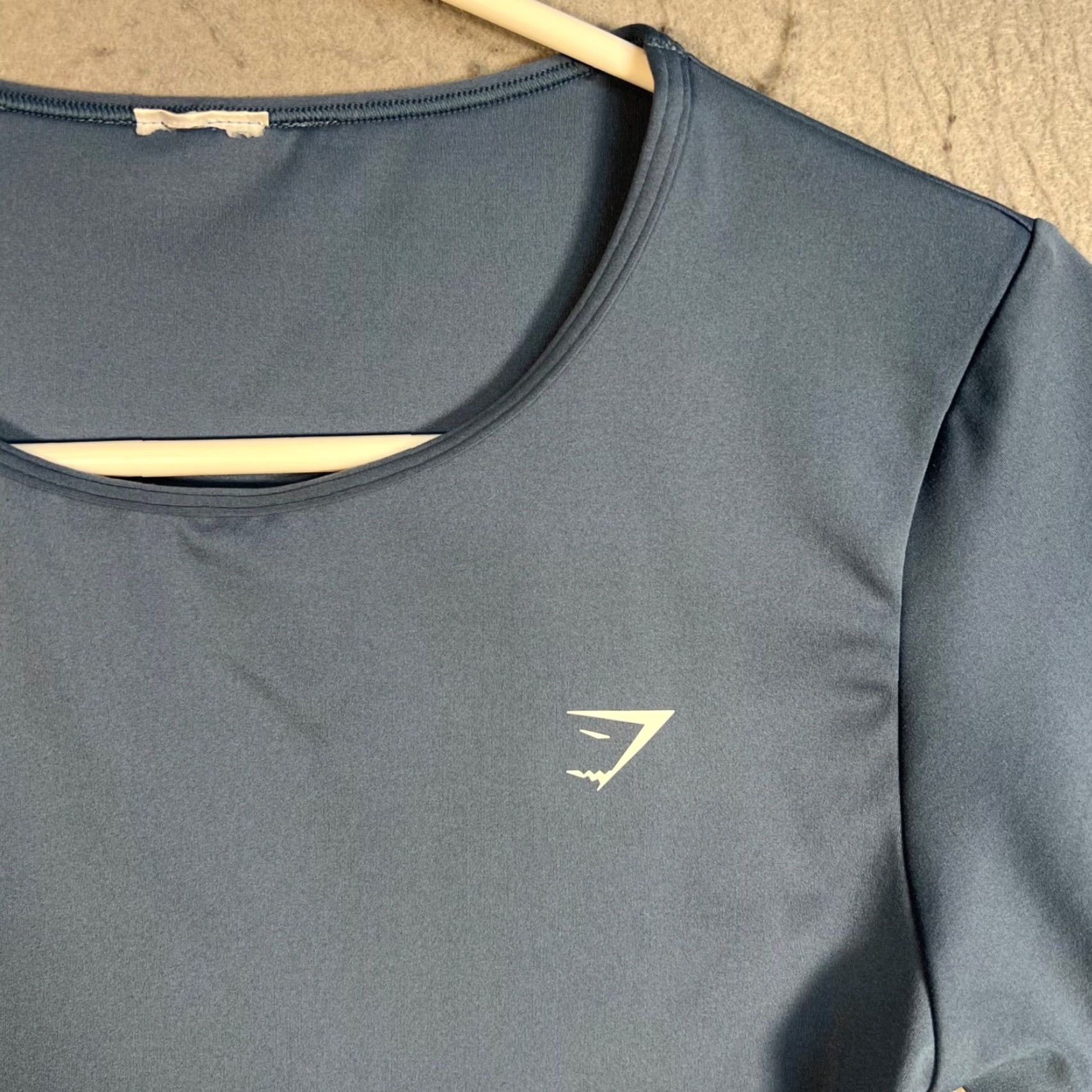 Gymshark Gymshark Womens XS Blue Cropped Short Sleeve Shirt Athletic Gym T-Shirt Sports Top Womens XS Blue Cropped Shirt Size XS / US 0-2 / IT 36-38 - 4 Thumbnail