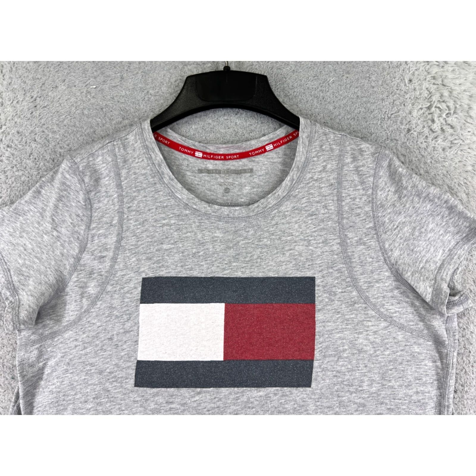Tommy Hilfiger VINTAGE Tommy Hilfiger Shirt Women XL Gray Cotton Blend Jersey Logo Basic Short Sleeve Slim Fit Adult Regular Size Gray Womens Tee Size XL / US 12-14 / IT 48-50 - 4 Thumbnail