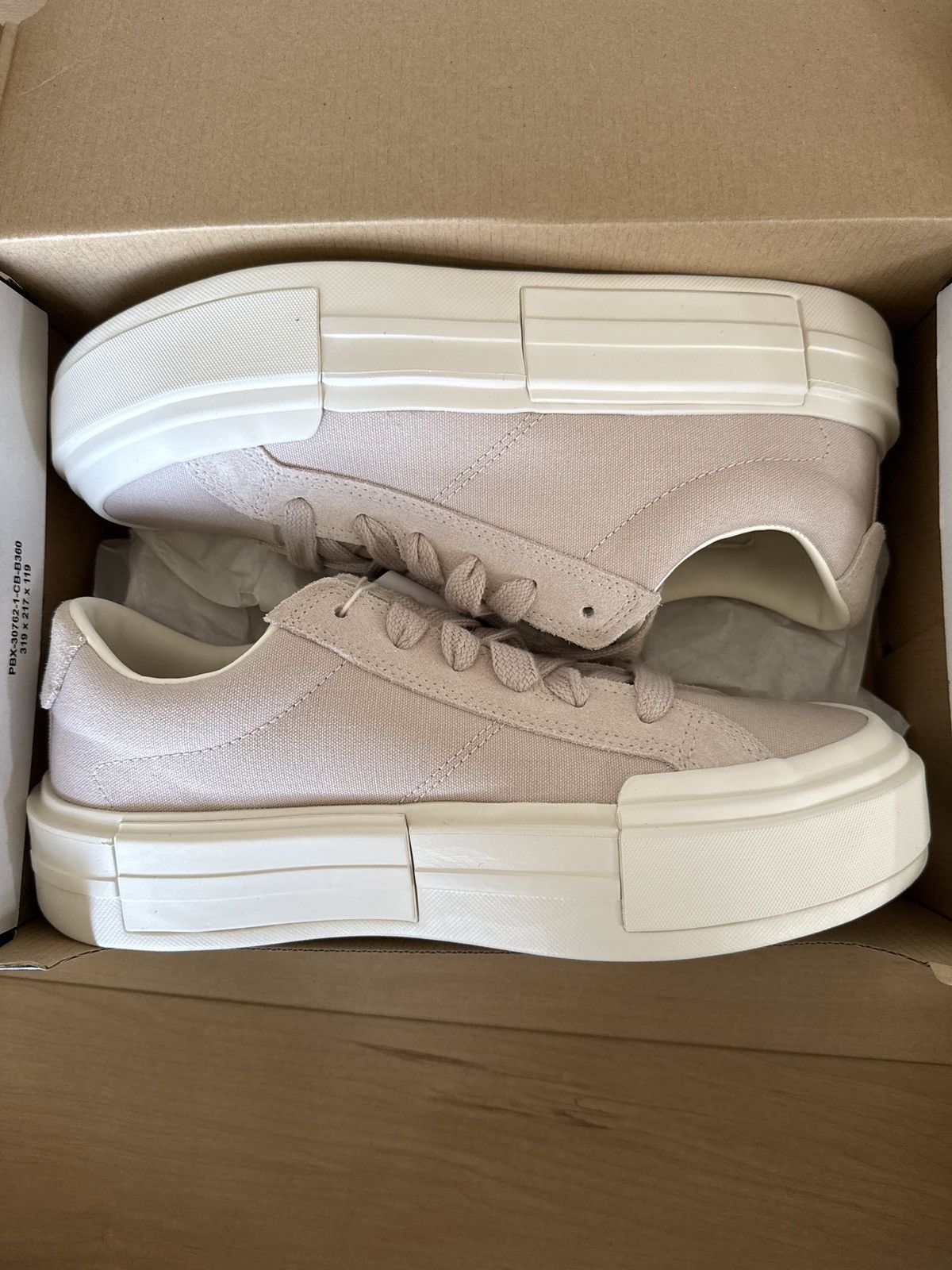 Converse Converse Chuck Taylor All Star Platform Ox – “Warm Clay” Size US 9.5 / EU 42-43 - 1 Thumbnail