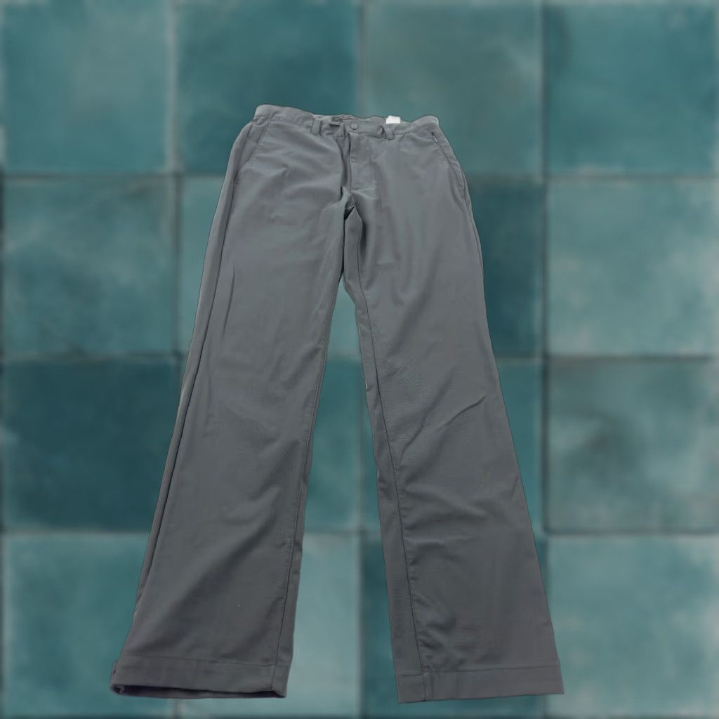 Banana Republic Banana Republic Pants Mens 31 x 32 Grey Aiden Slim Performance Chino Flat Front Uncuffed Straight Leg 32 Inseam Slim Fit Regular Size Type Mens Size US 30 / EU 46 - 1 Thumbnail