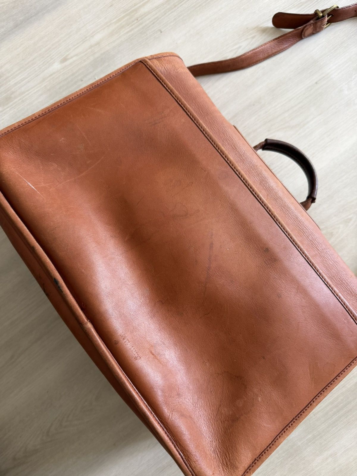 Coach Vintage Coach 5279 Brown Leather Messenger Bag Leather Size ONE SIZE - 7 Thumbnail