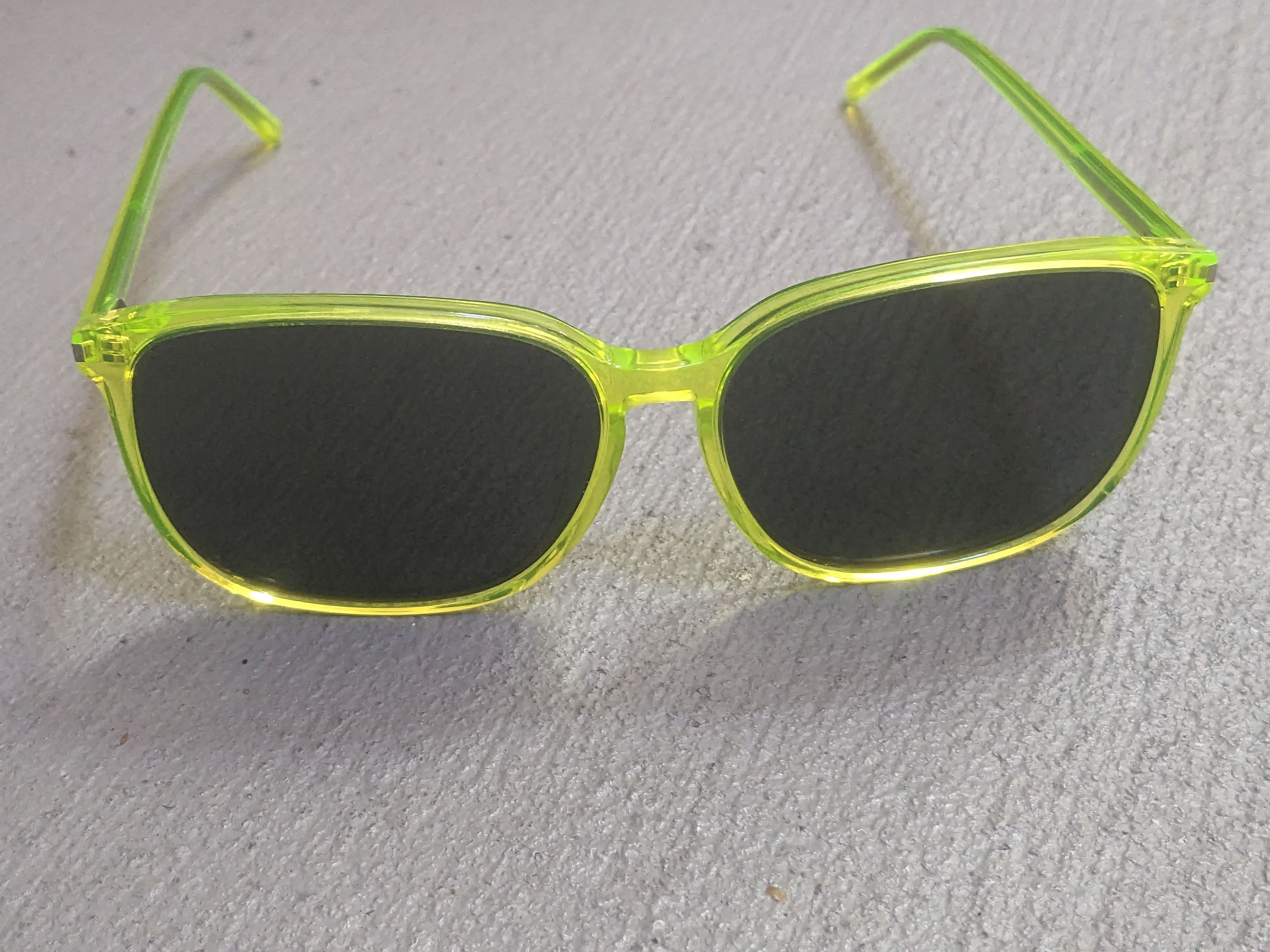 Saint Laurent Paris Saint Laurent Paris SL 37 Sunglasses Green Square SLP YSL Size ONE SIZE - 2 Thumbnail