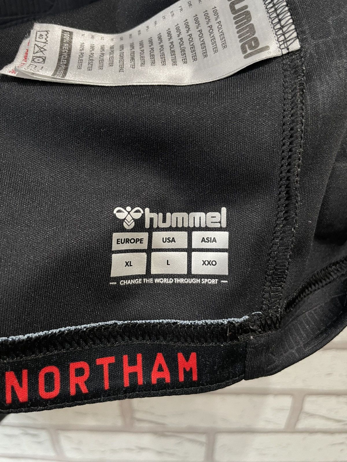 Hummel × Vintage Southampton 2021 2022 Soccer Football Jersey Shirt T Shirt Size US XL / EU 56 / 4 - 10 Thumbnail