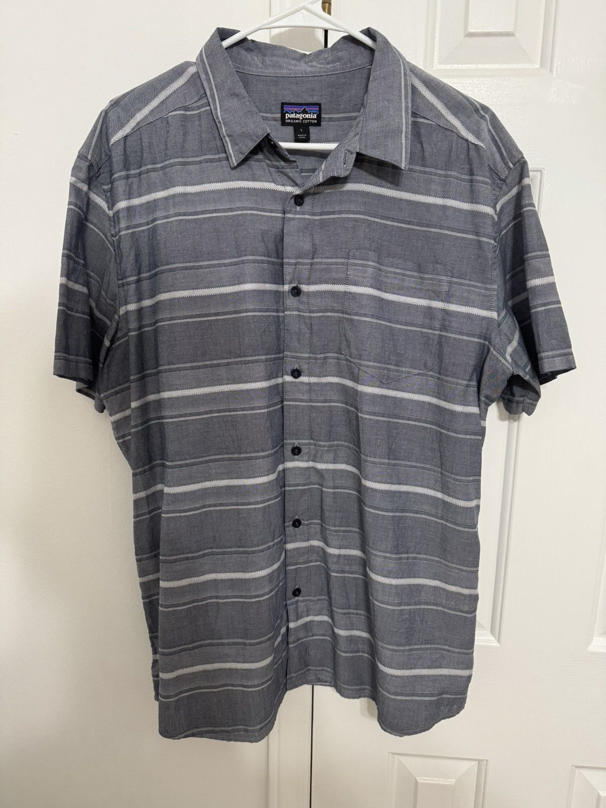 Patagonia M’s Fezzman Shirt - Regular Fit “Rugby Dobby: Classic Navy” Size US L / EU 52-54 / 3 - 1 Thumbnail
