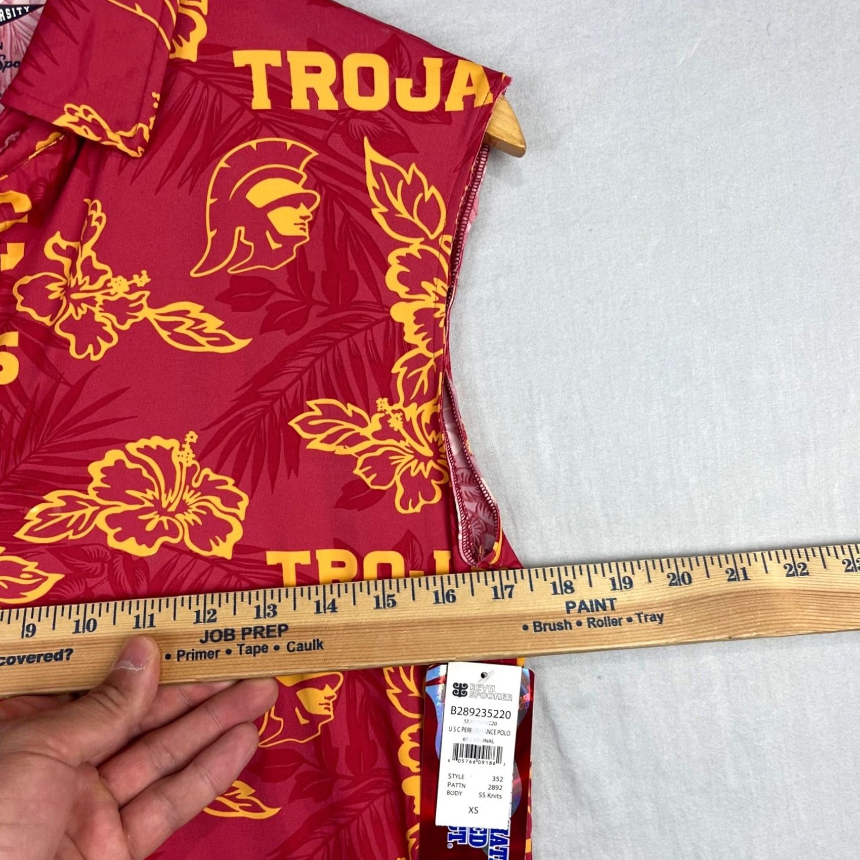 Reyn Spooner Reyn Spooner Polo Shirt Womens XS Sleeveless USC Trojans Red Floral Nylon Spandex Casual Travel Letters Size XS / US 0-2 / IT 36-38 - 7 Thumbnail