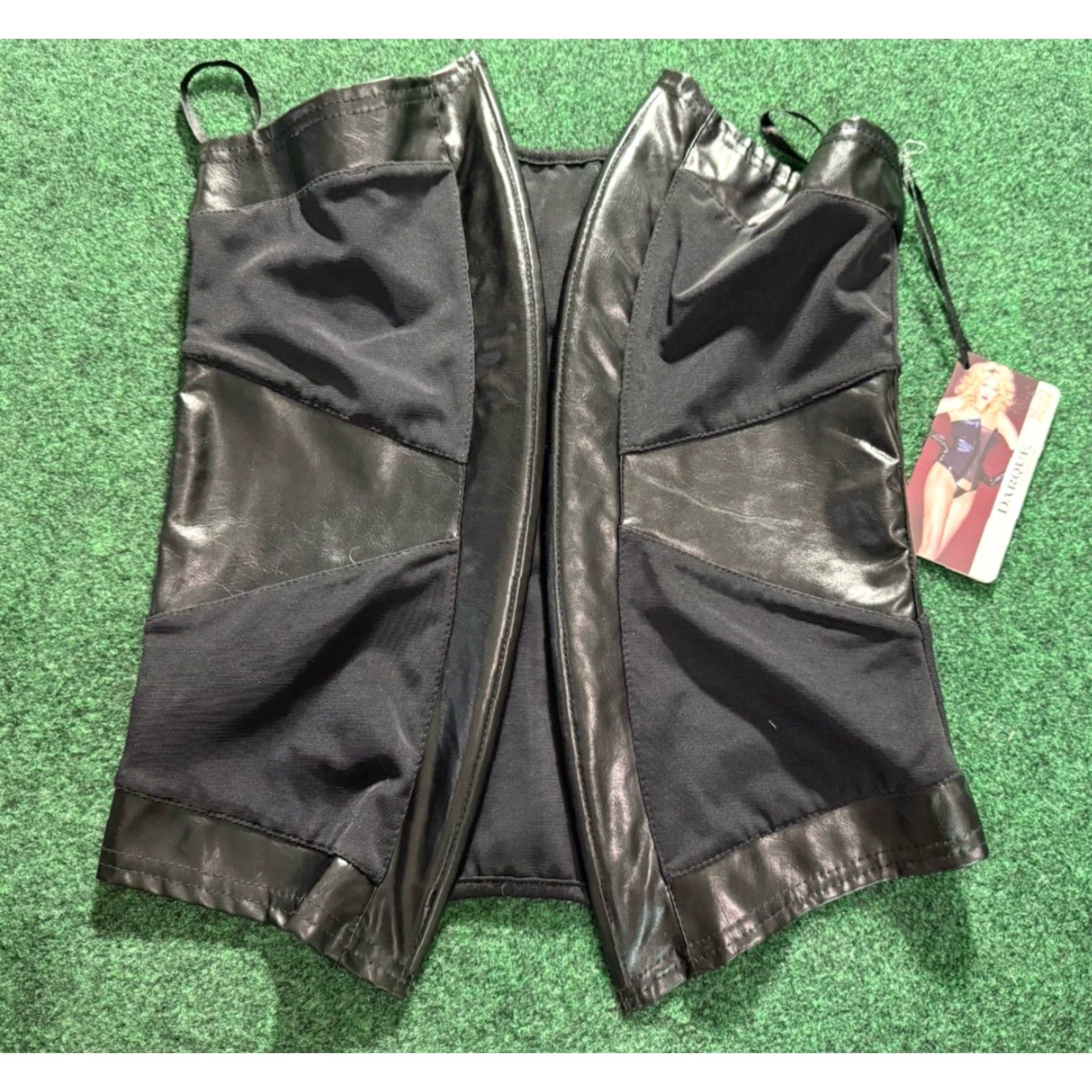 Vintage Darque Coquette Corset Top Structured Pleather Clasp Back Womens Small Black NWT Size S / US 4 / IT 40 - 2 Thumbnail