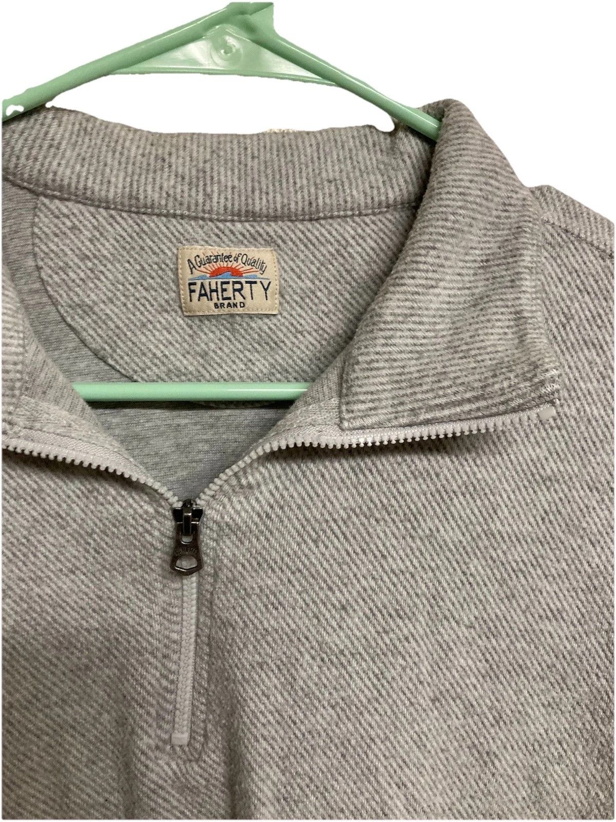 Faherty Faherty 1/4 Zip Sweater Pullover Gray Measures Size LARGE Size US L / EU 52-54 / 3 - 4 Thumbnail