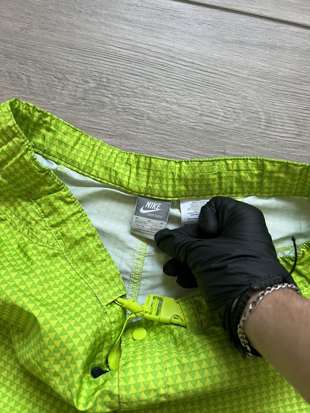 Nike Vintage Y2K Nike Swoosh Nylon Shorts ✅ Size US 32 / EU 48 - 6 Thumbnail