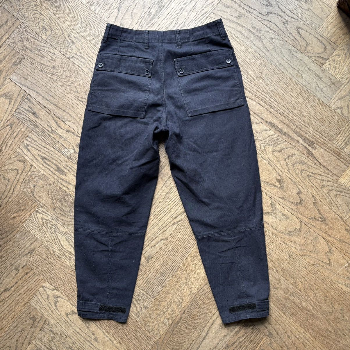 Acne Studios Navy cargo trousers with velcro ankle tabs Size US 32 / EU 48 - 6 Thumbnail