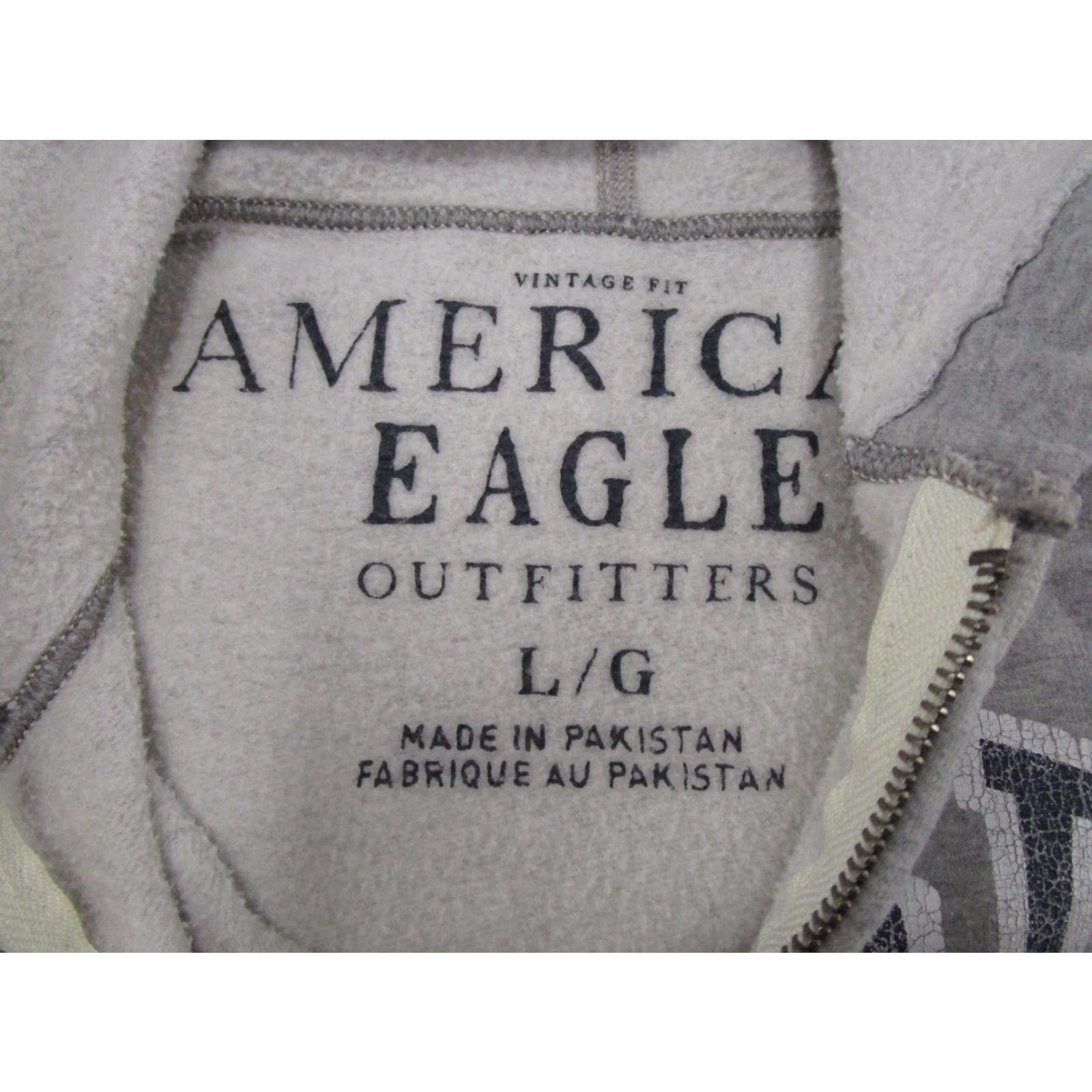 American Eagle Outfitters VINTAGE American Eagle Outfitters Hoodie Sweatshirt L Gray Cotton Fleece Hooded Grunge Sports All Seasons Mens 90s Theme Fall Winter Spring Size US L / EU 52-54 / 3 - 3 Thumbnail