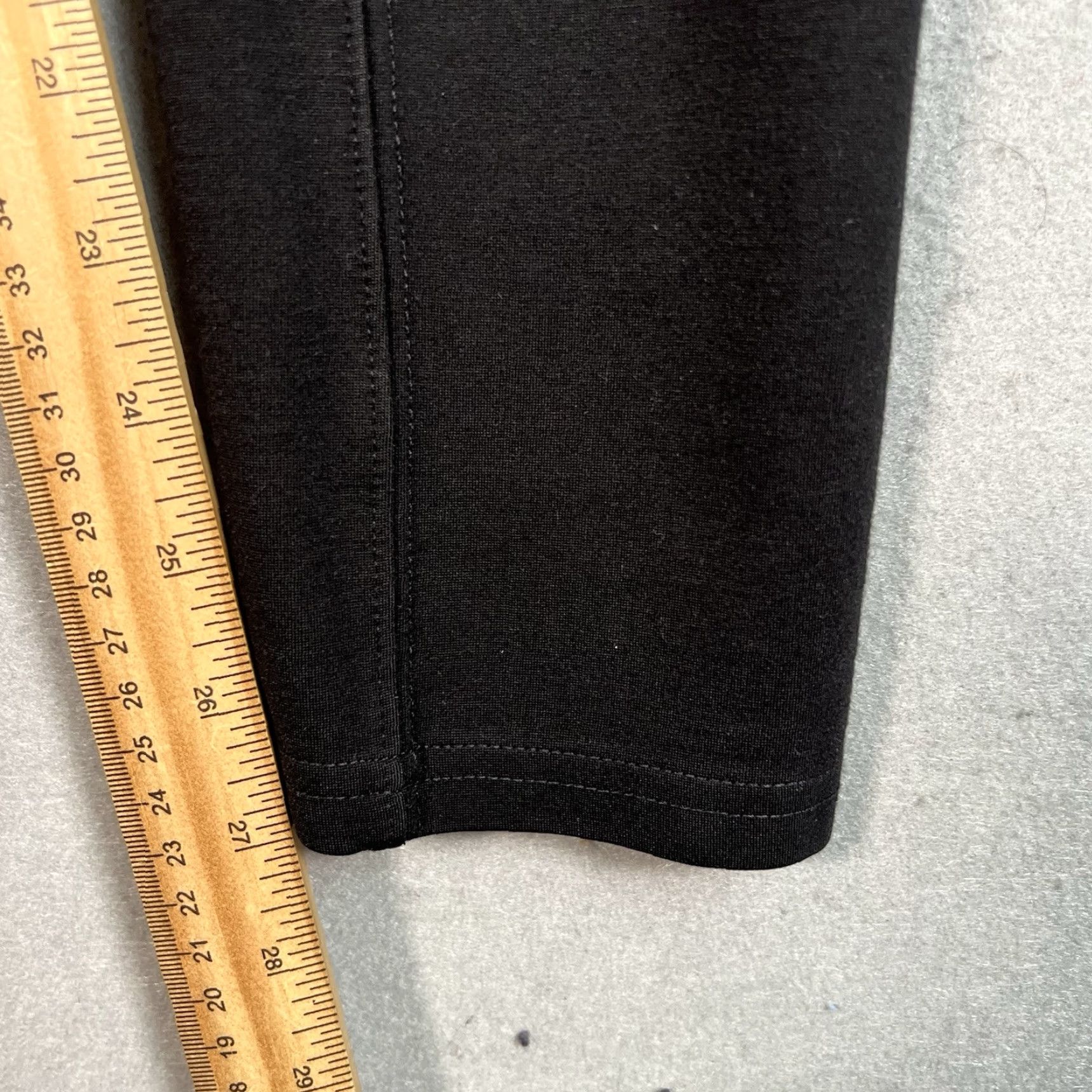 Bdg BDG Leggings Adult Womens Medium Black USA Pattern: Solid Casual Pants Size 32" / US 10 / IT 46 - 4 Thumbnail