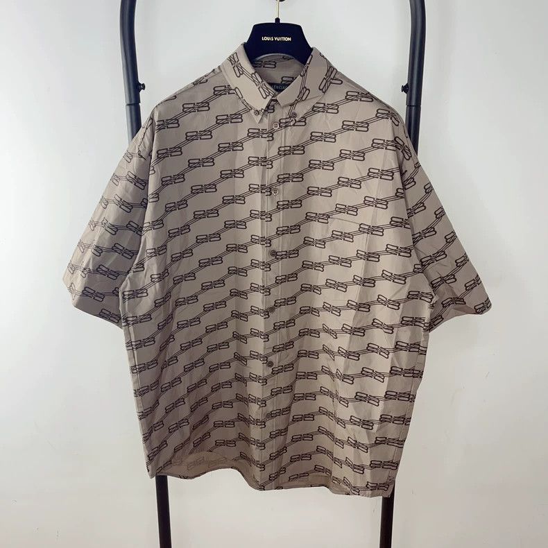 Balenciaga Balenciaga FW22 Pattern Short Sleeve Shirt - dmc Size US M / EU 48-50 / 2 - 1 Thumbnail